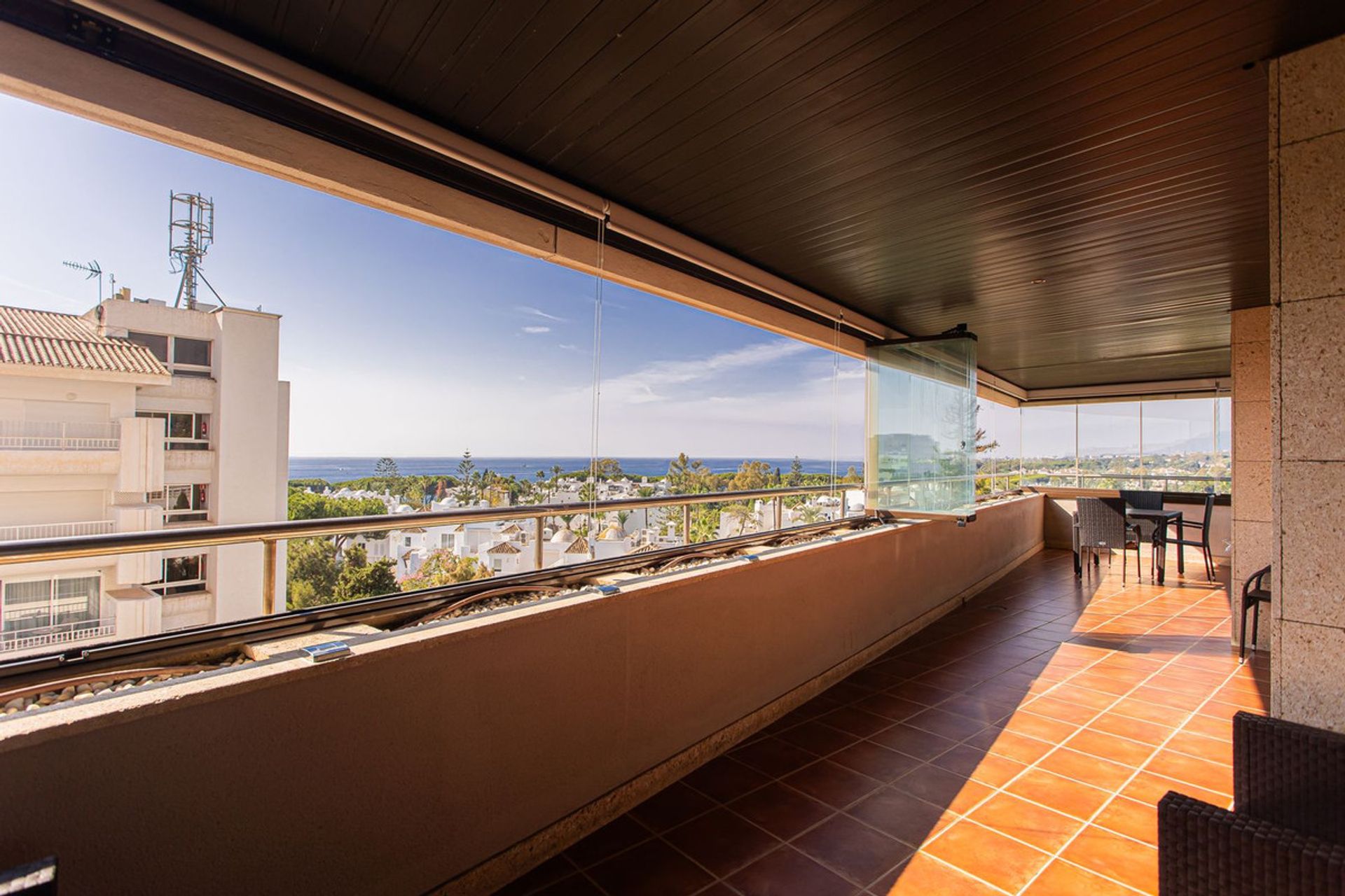 Condominium in Marbella, Andalusia 12547350