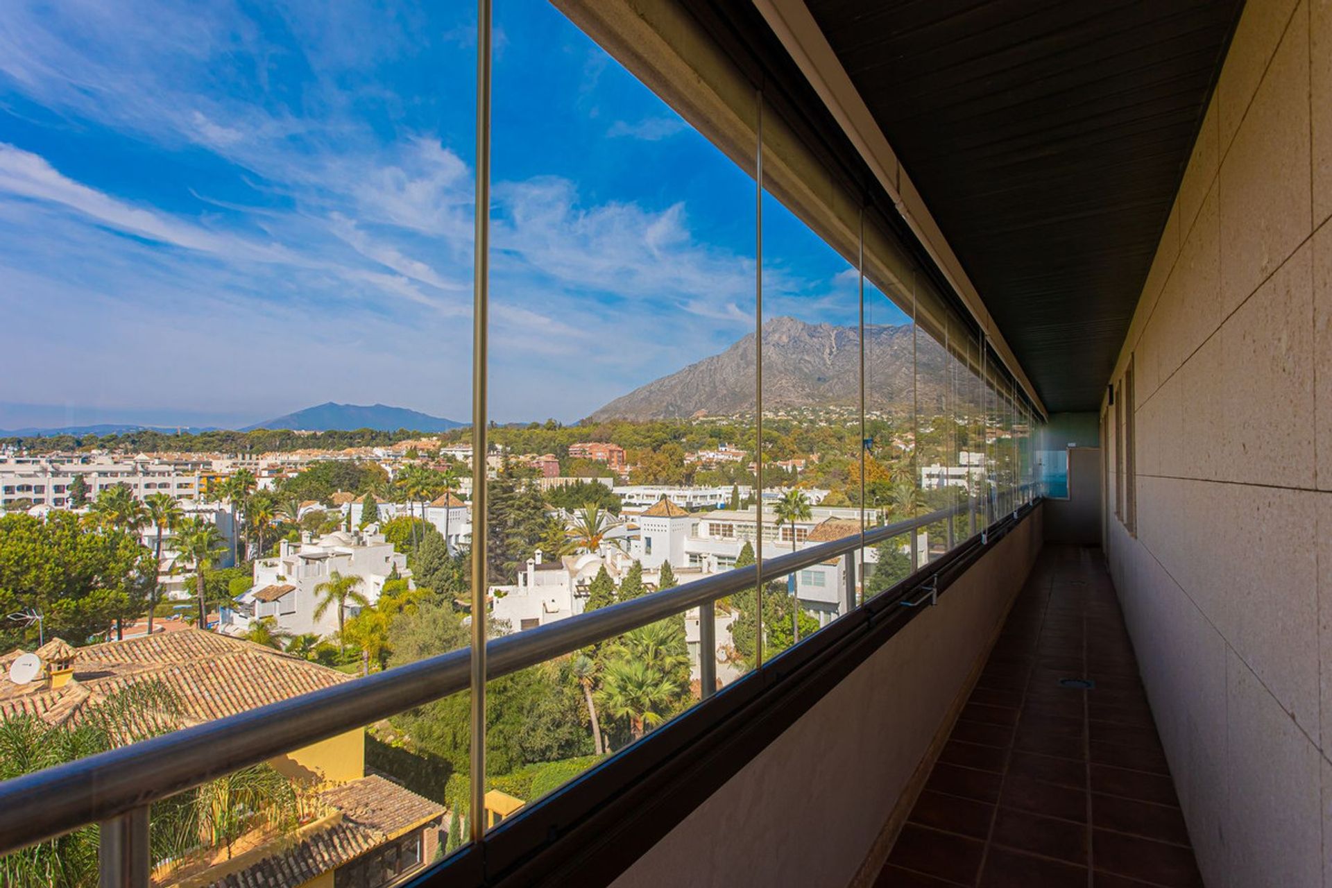 Condominium in Marbella, Andalusia 12547350