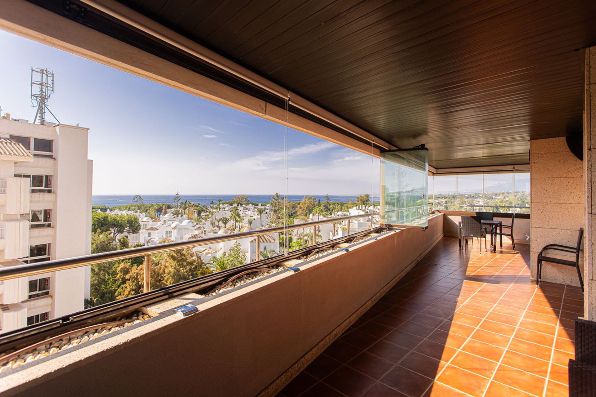 Condominium in Marbella, Andalusia 12547350