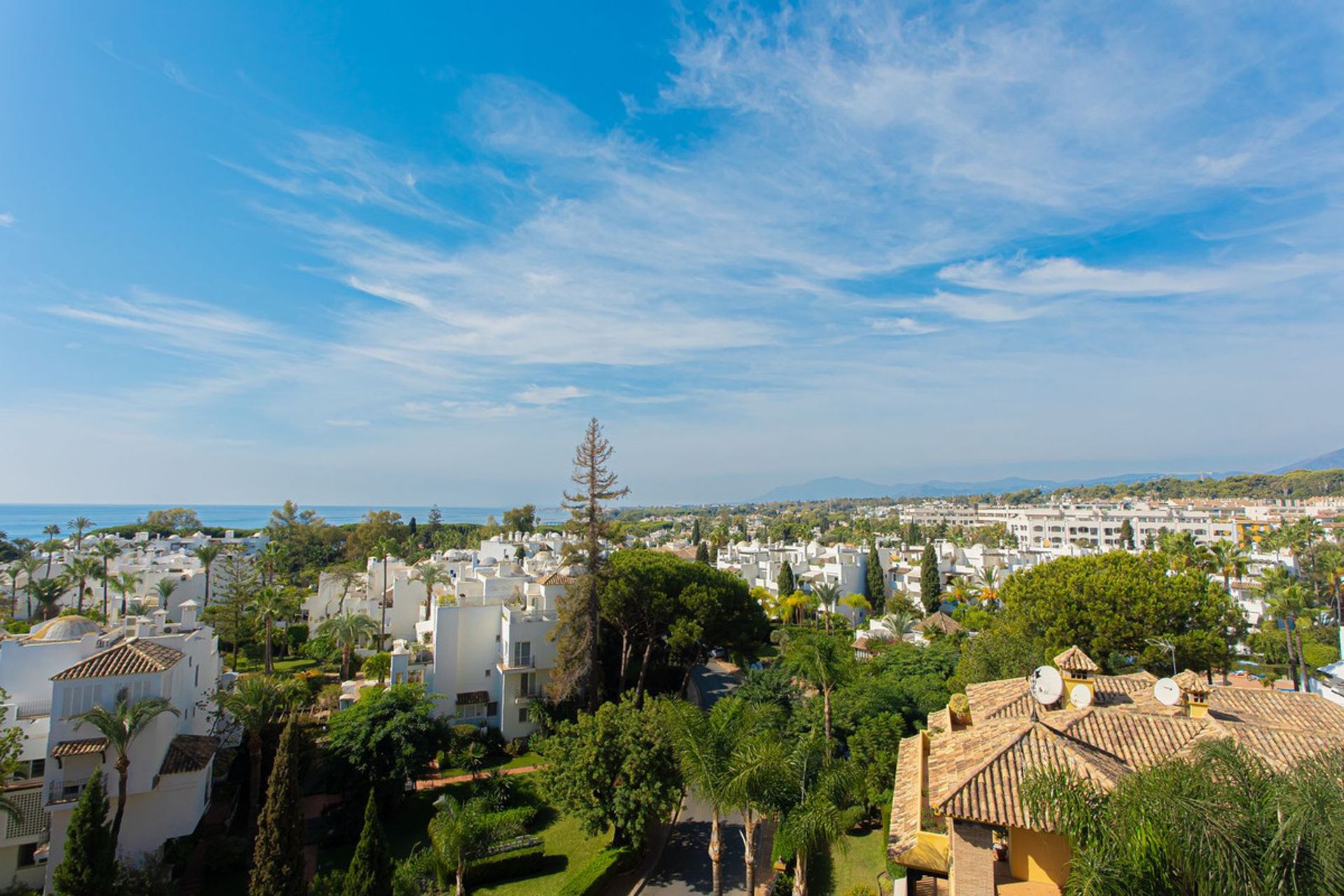 Condominium in Marbella, Andalusia 12547350