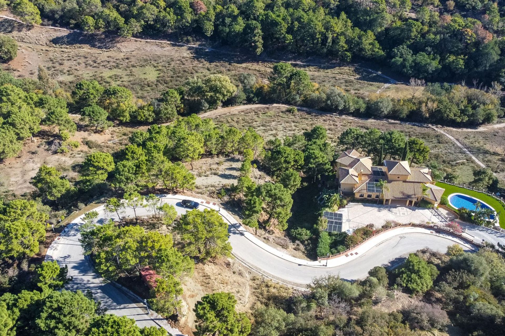 Land in Benahavis, Andalusië 12547411