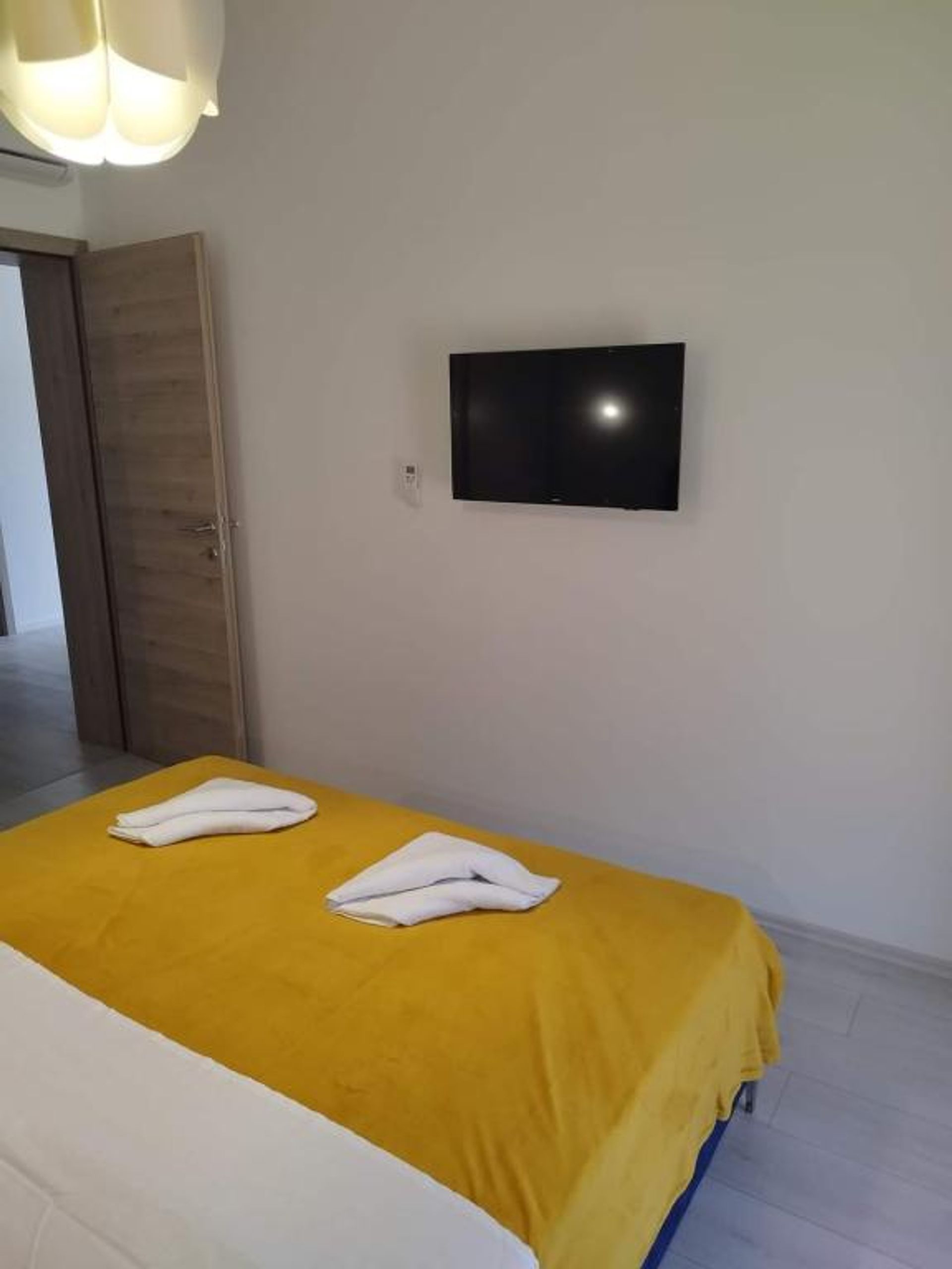 Talo sisään Kaštel Novi, Split-Dalmatia County 12547921