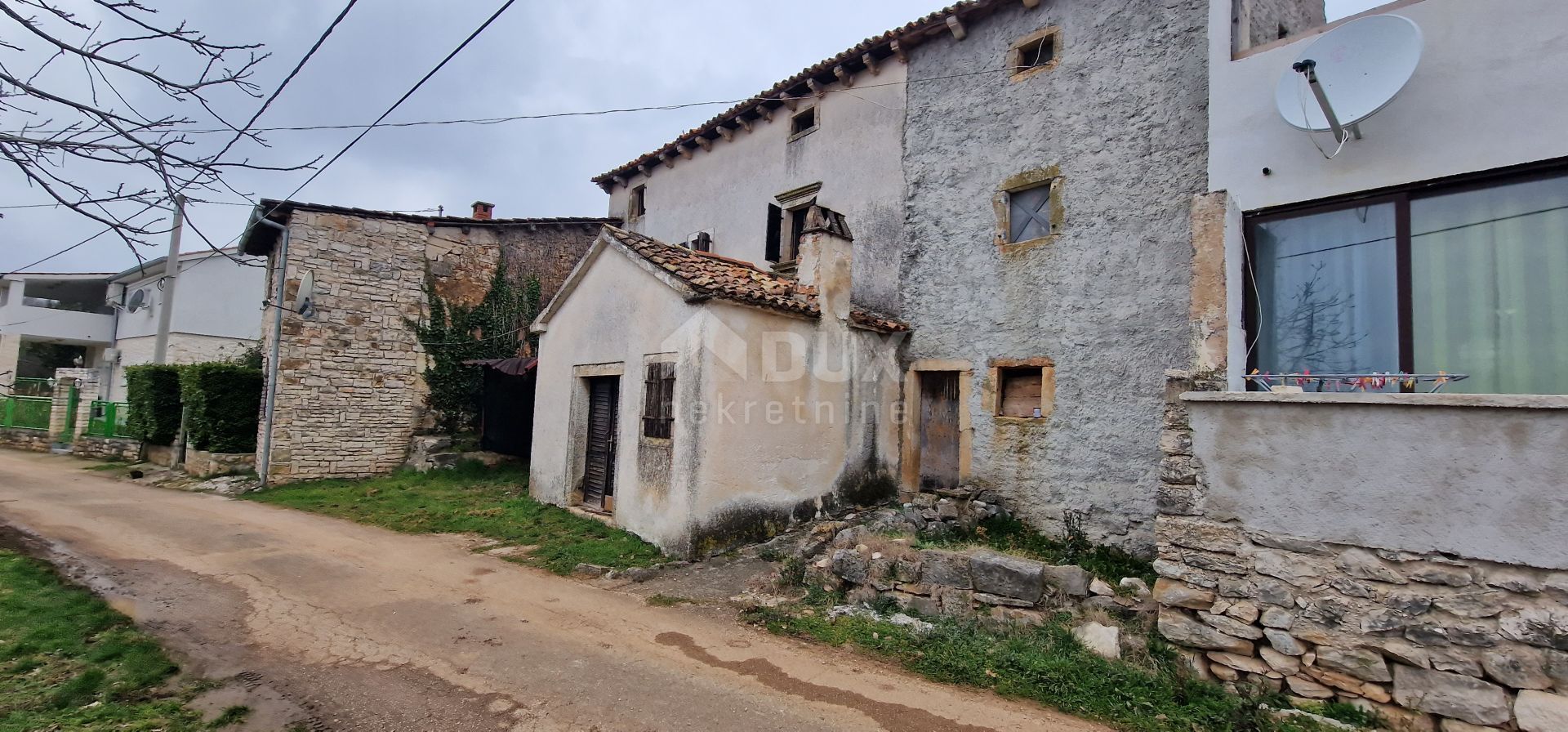 Hus i Motovun, Istria County 12547973