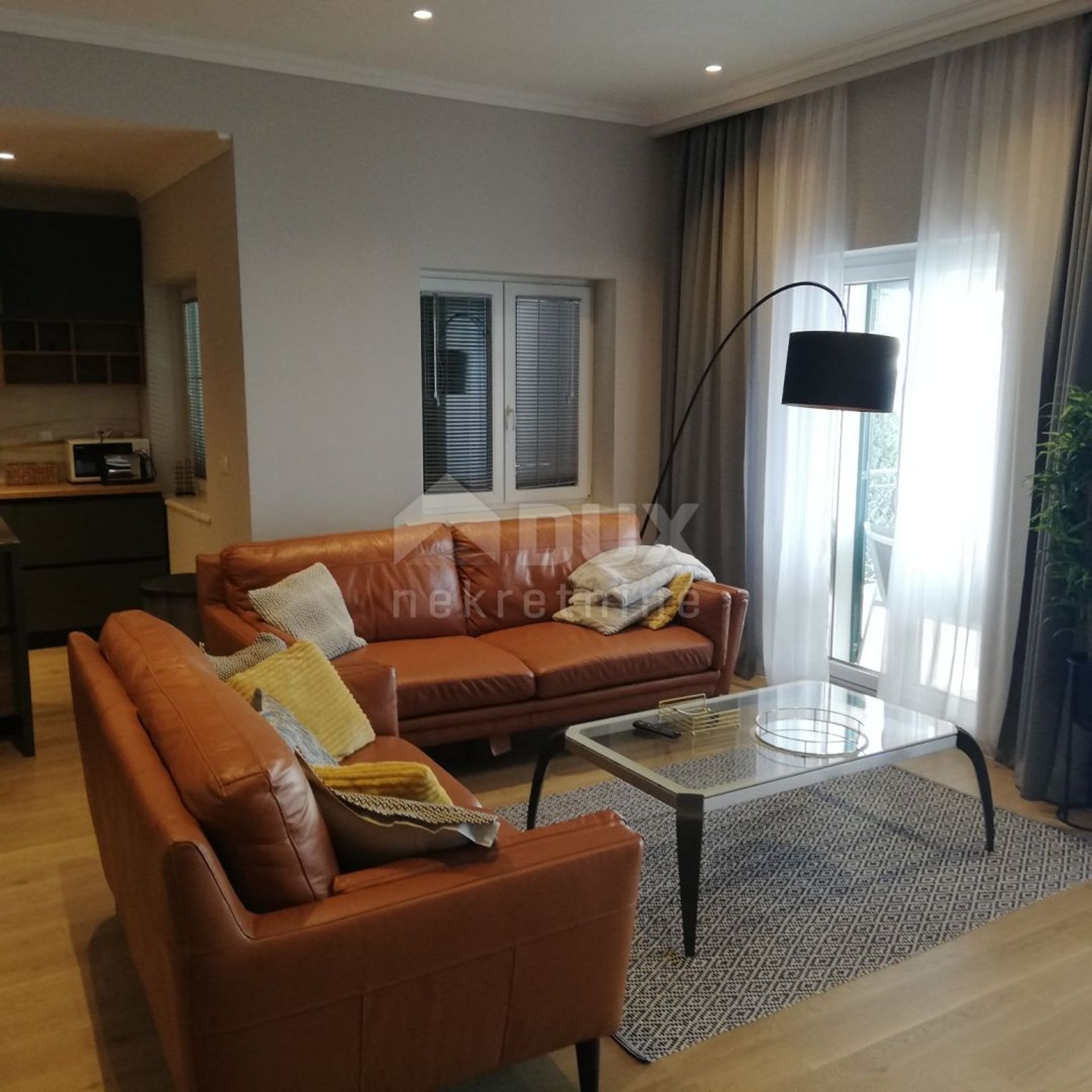 Condominium in Podvezica, Primorsko-Goranska Zupanija 12547991