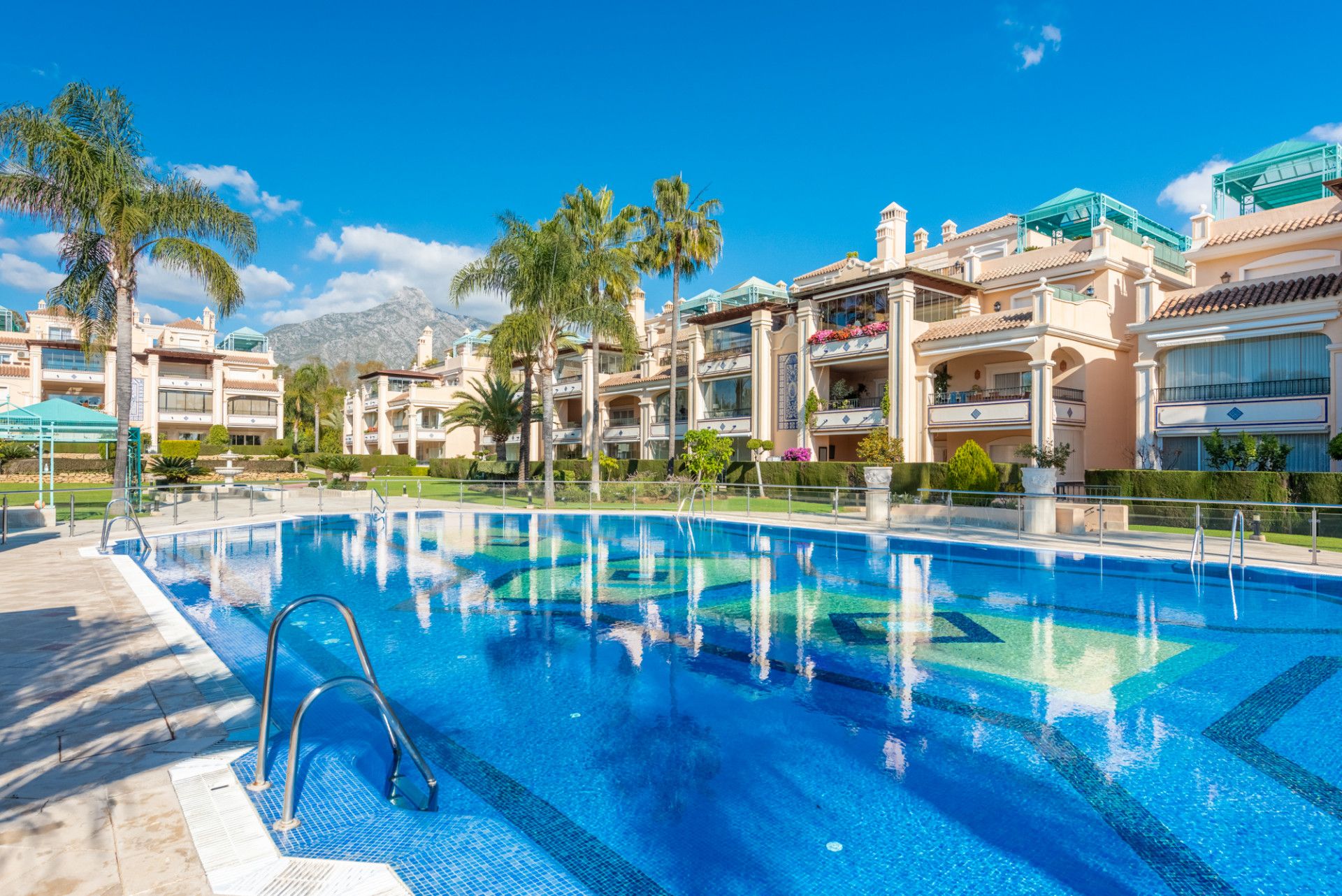 Condominio en marbella, Andalucía 12548058