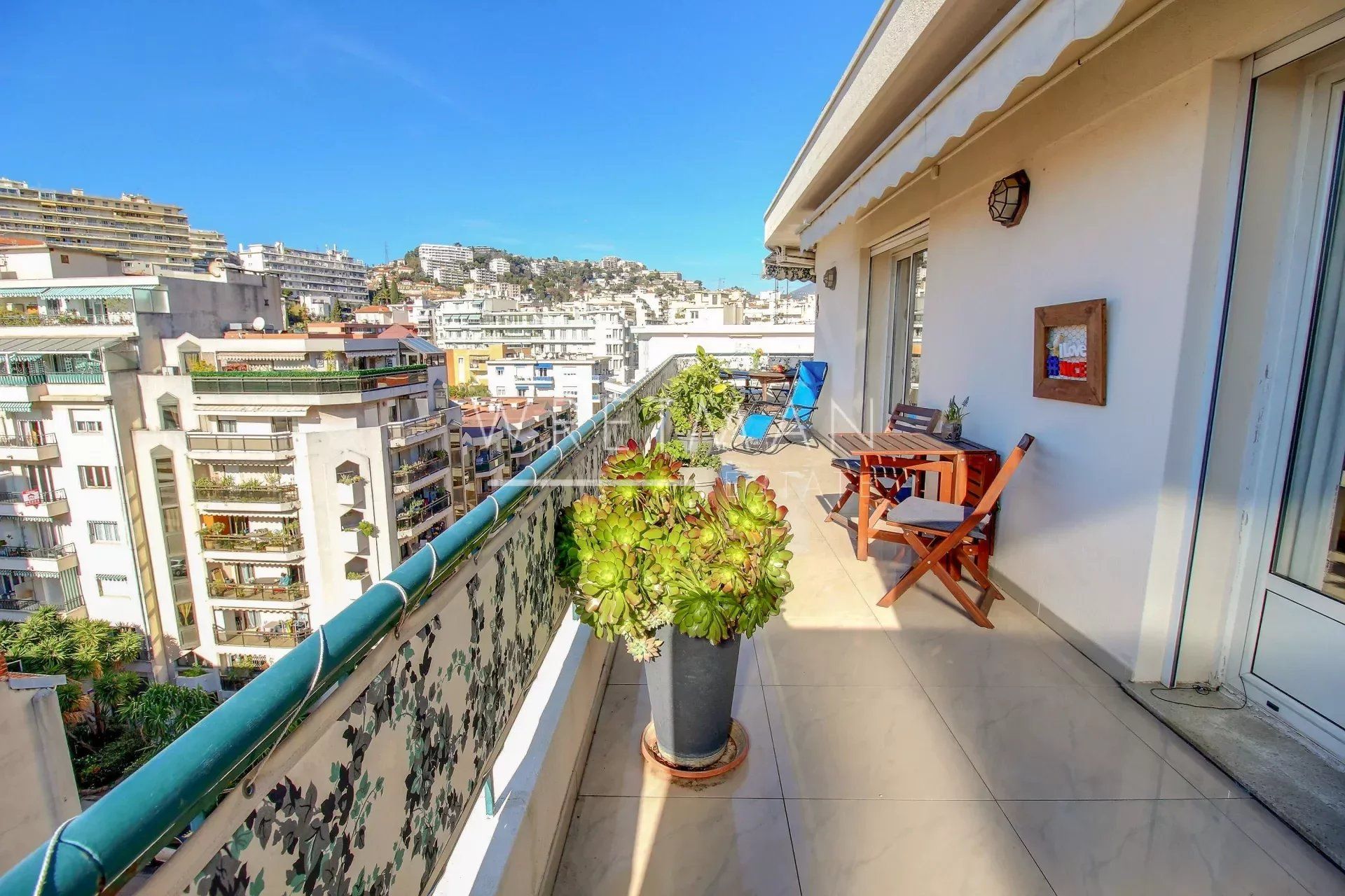 Condominium dans Nice, Alpes-Maritimes 12548606