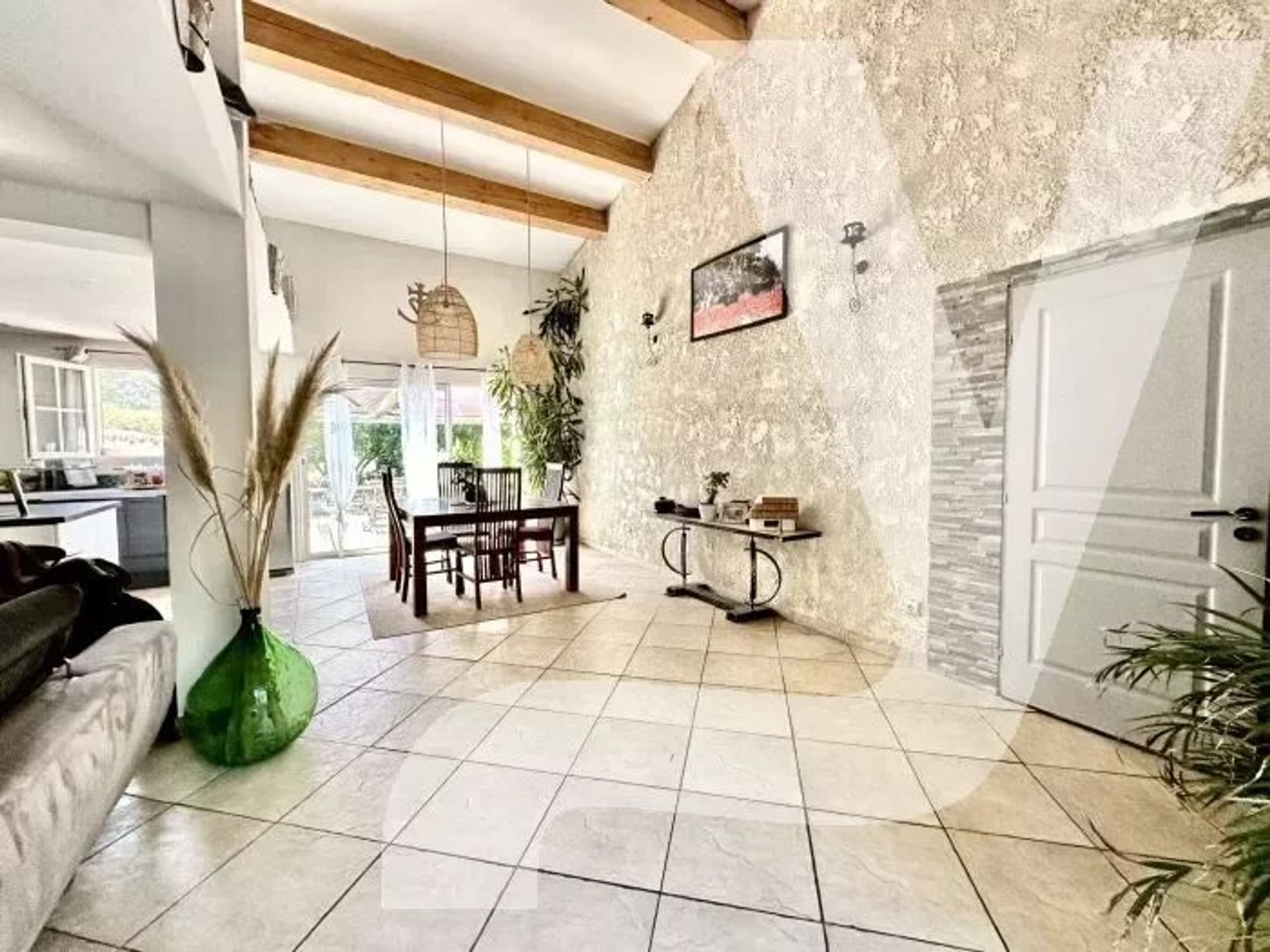 σπίτι σε Brignoles, Provence-Alpes-Cote d'Azur 12548663