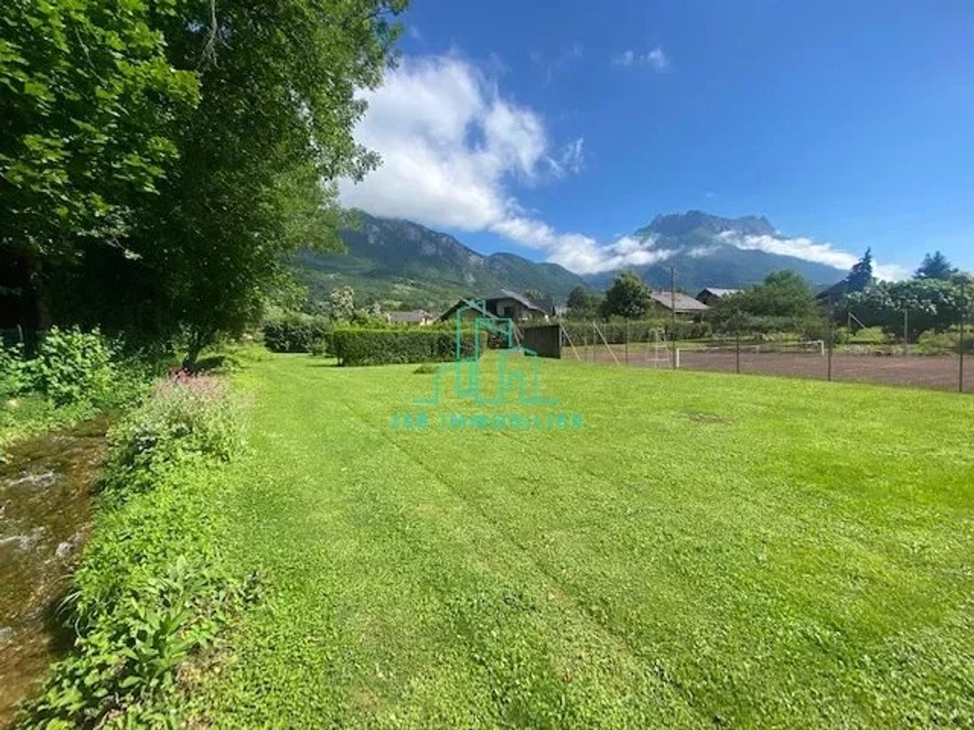 Tanah dalam Etable, Auvergne-Rhone-Alpes 12548671