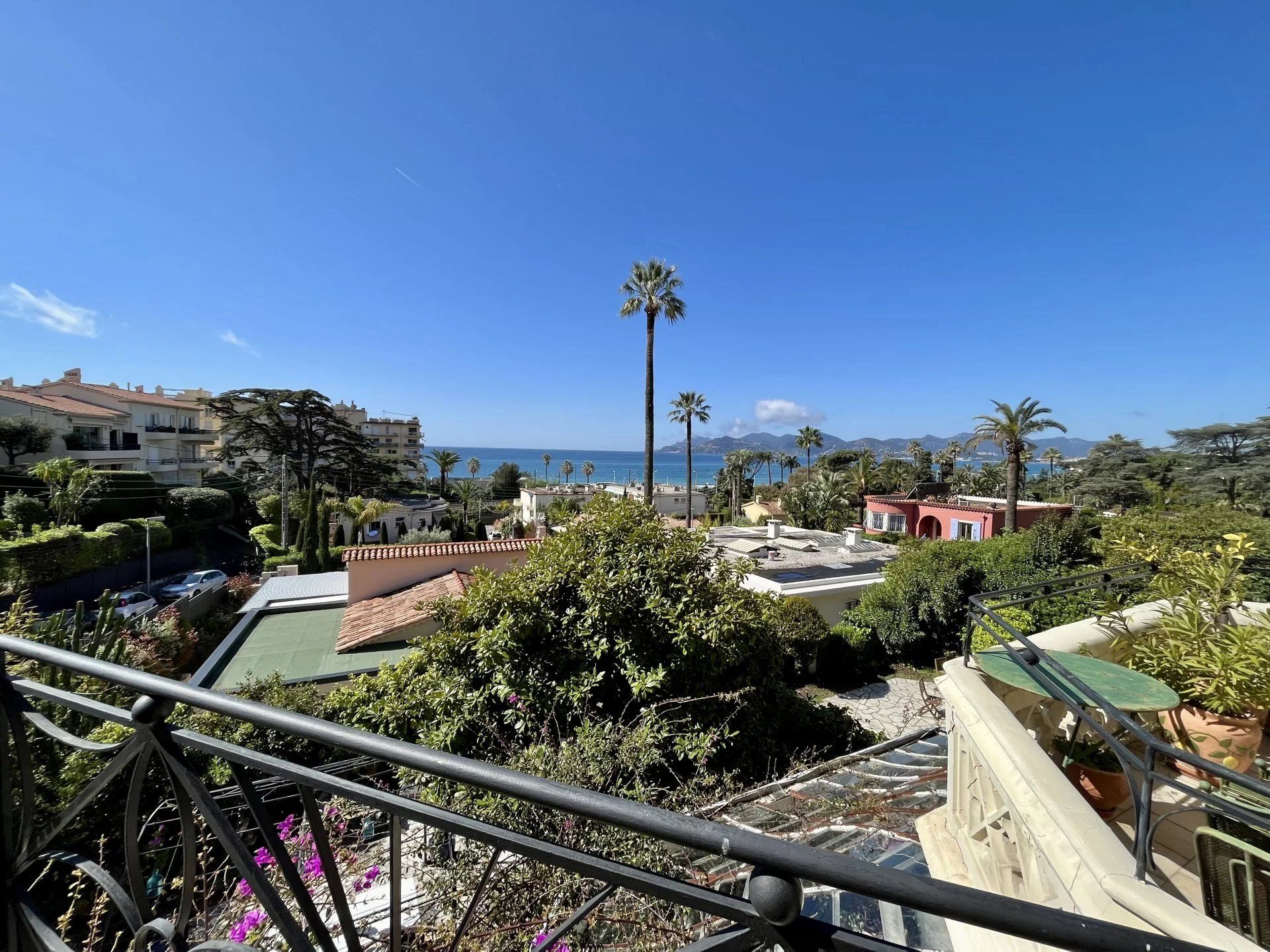 Osakehuoneisto sisään Cannes, Alpes-Maritimes 12548697