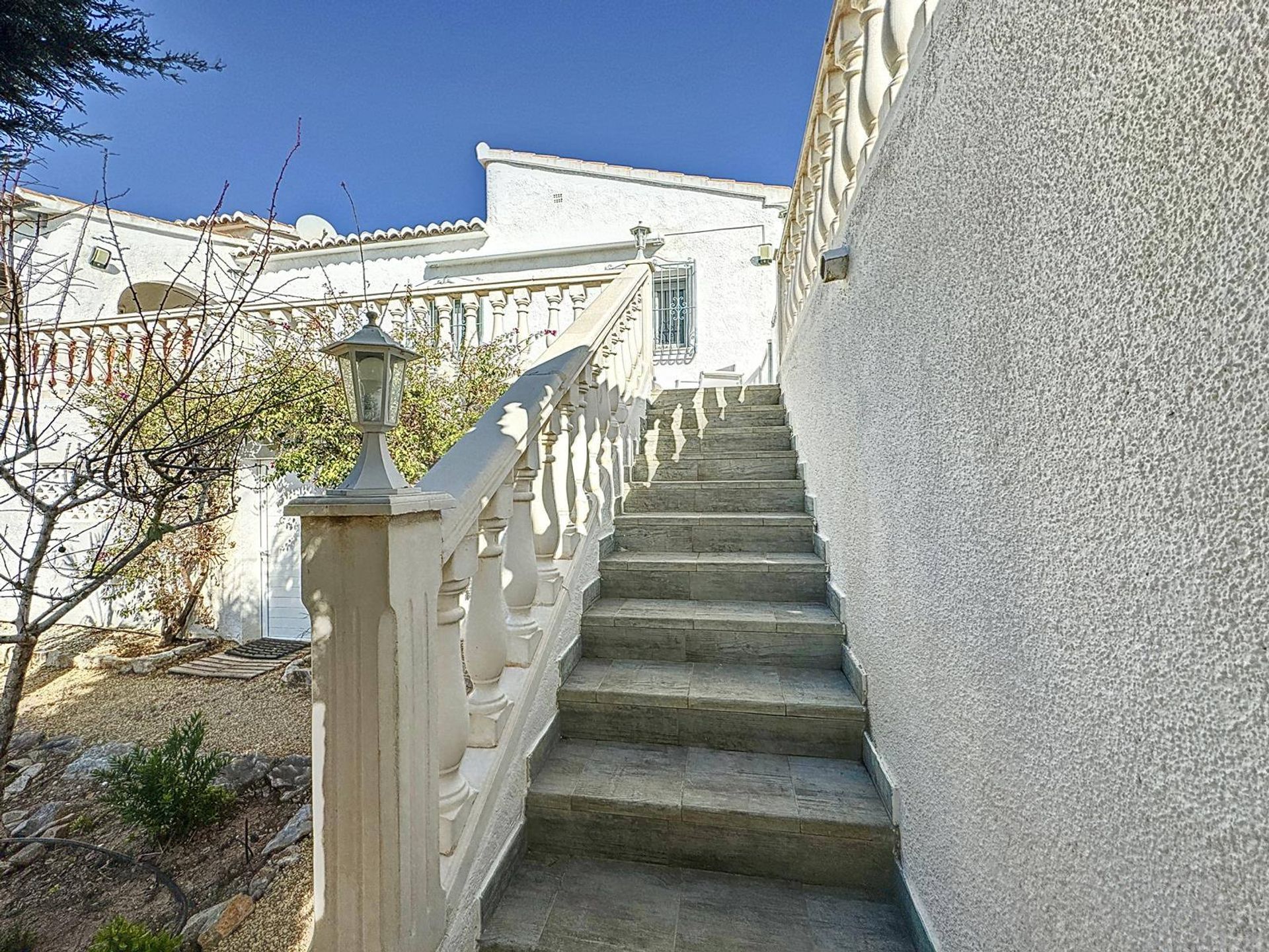 House in El Poble Nou de Benitatxell, Comunidad Valenciana 12549020