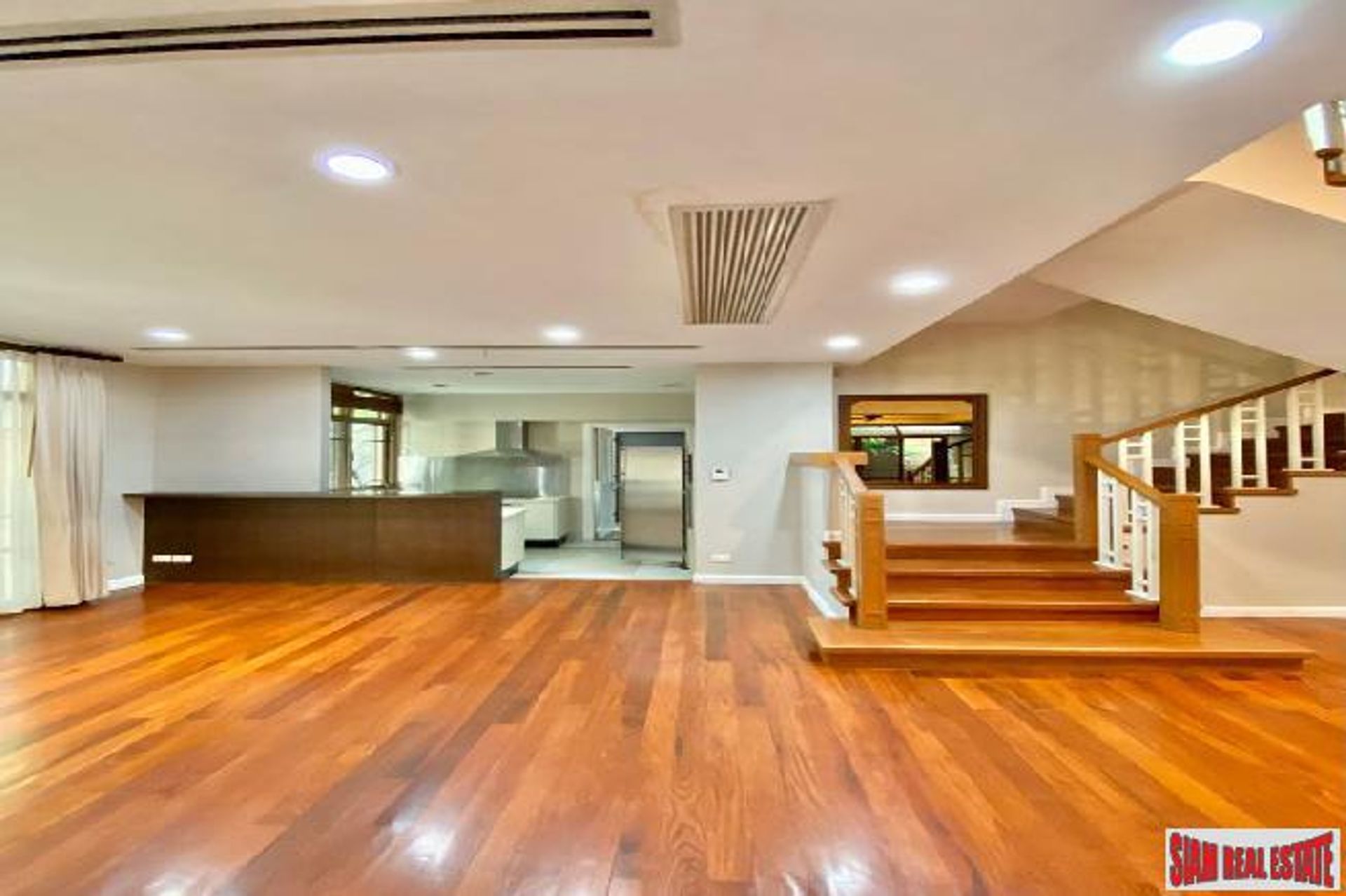 Hus i , Krung Thep Maha Nakhon 12549328