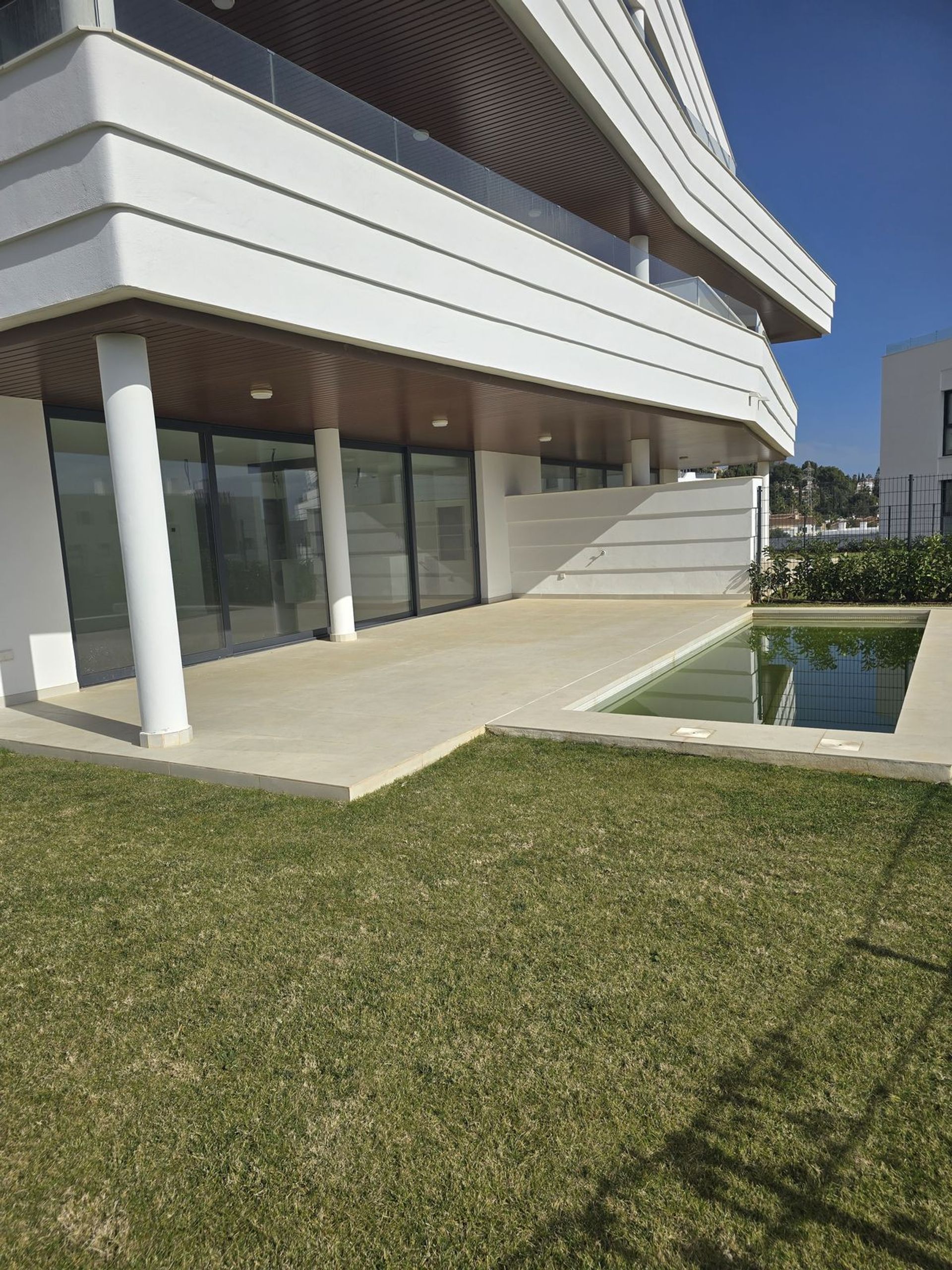 Condominio en Fuengirola, Andalusia 12549455