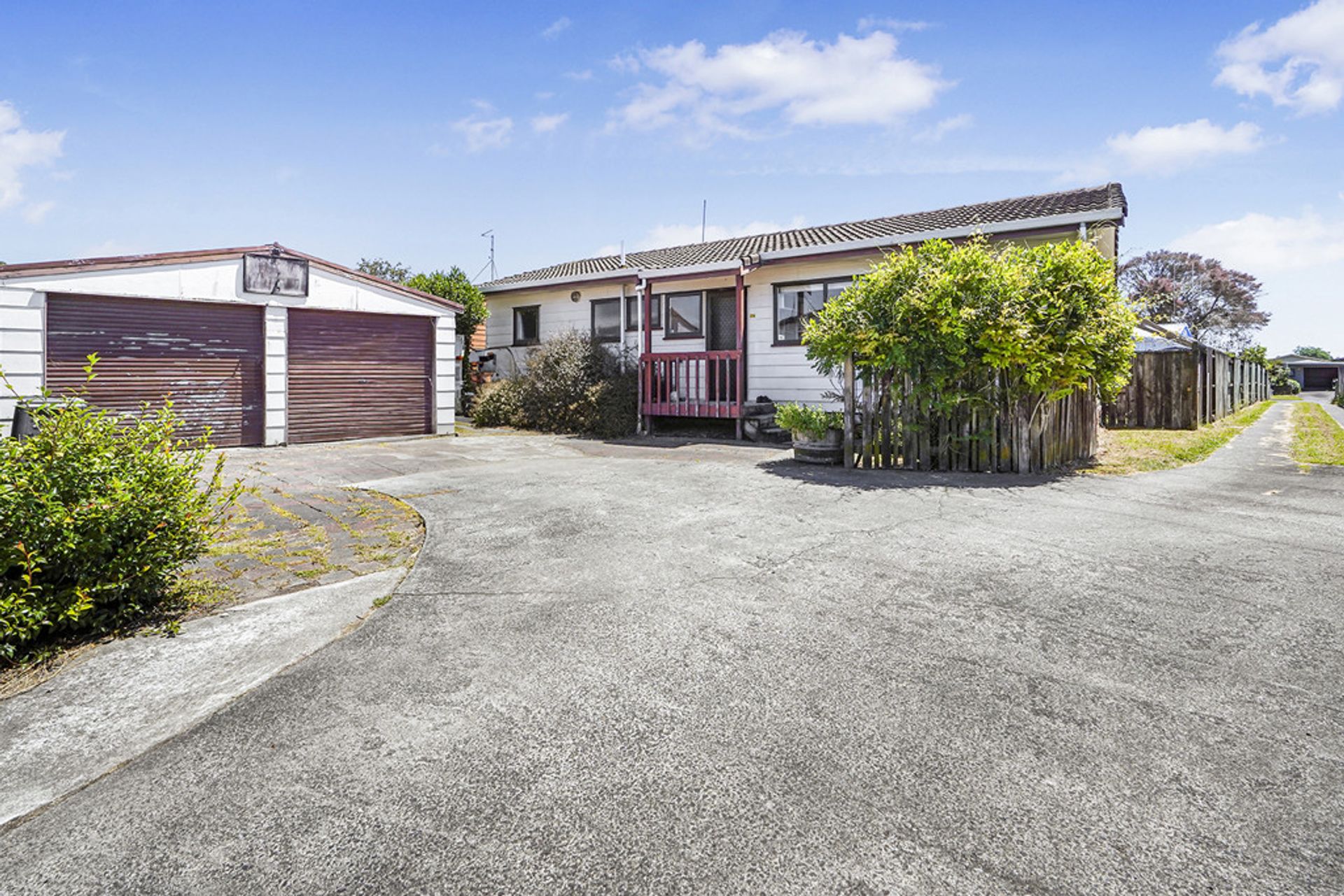 Condominium in Hamilton, Waikato 12549590