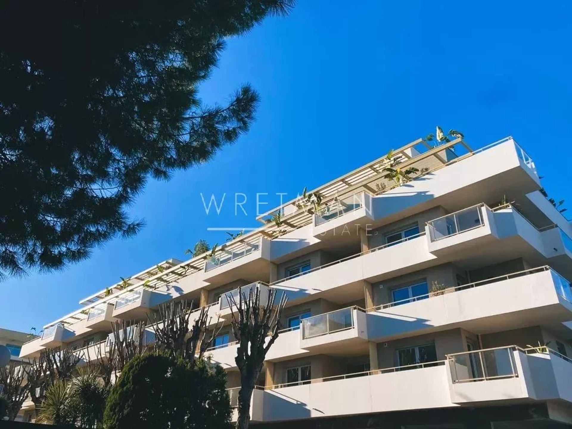 Condominium dans Cagnes-sur-Mer, Provence-Alpes-Cote d'Azur 12550420