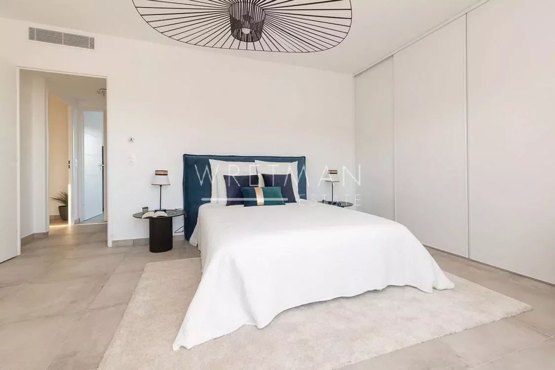 Condominio nel Cagnes-sur-Mer, Provence-Alpes-Cote d'Azur 12550420