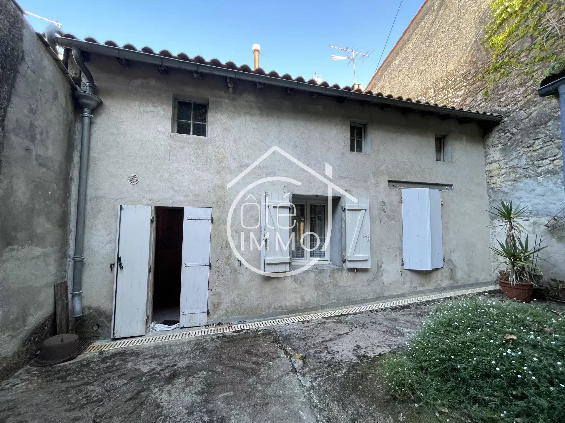 Beberapa Rumah di Castillon-la-Bataille, Nouvelle-Aquitaine 12550523