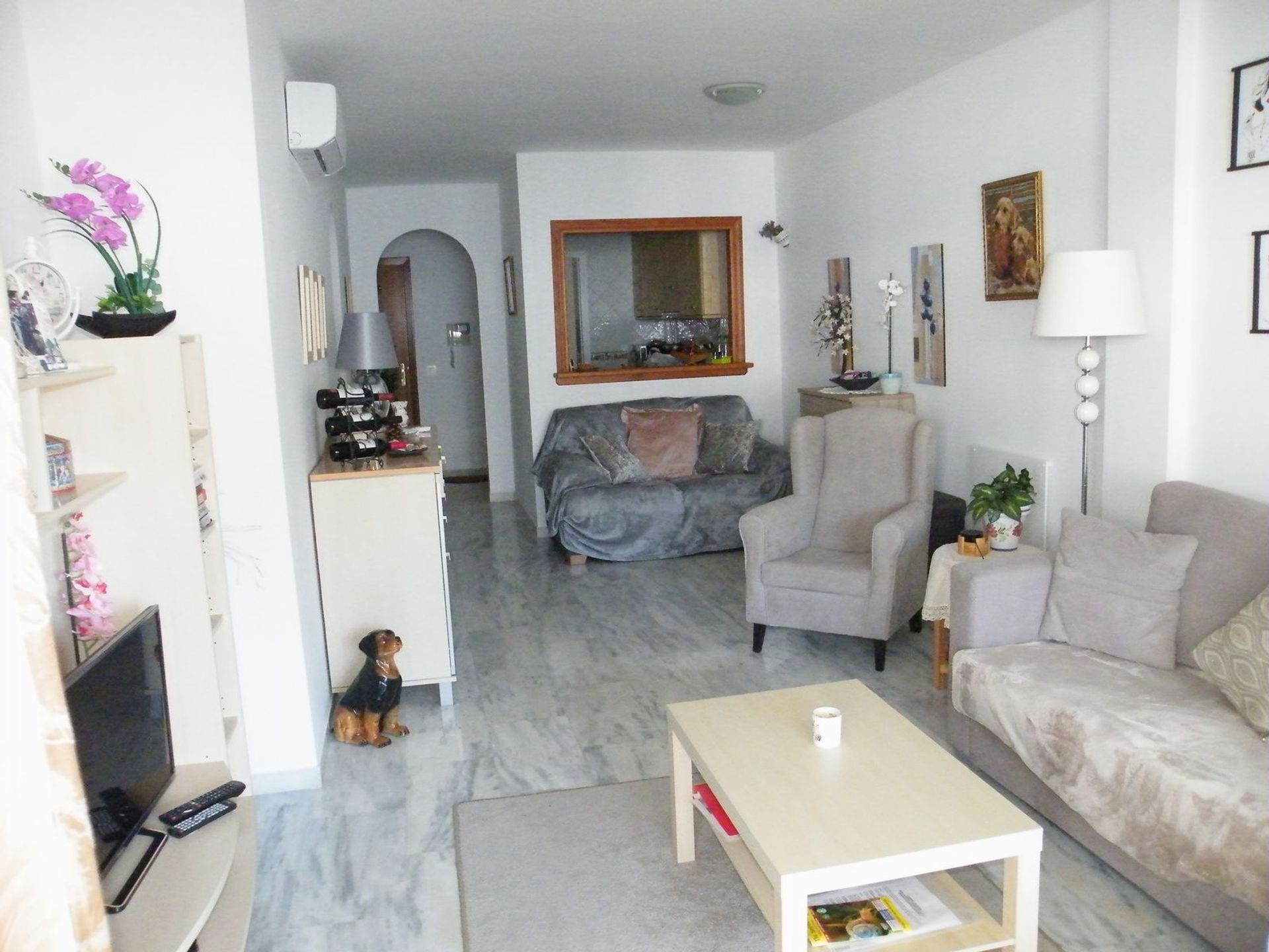 Condominium in Marbella, Andalusia 12551123