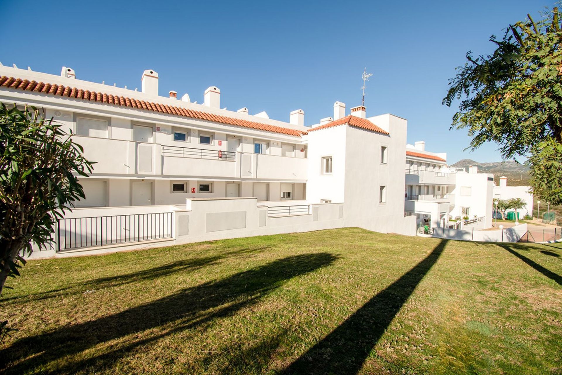 Condominium in Casares, Andalusia 12551154