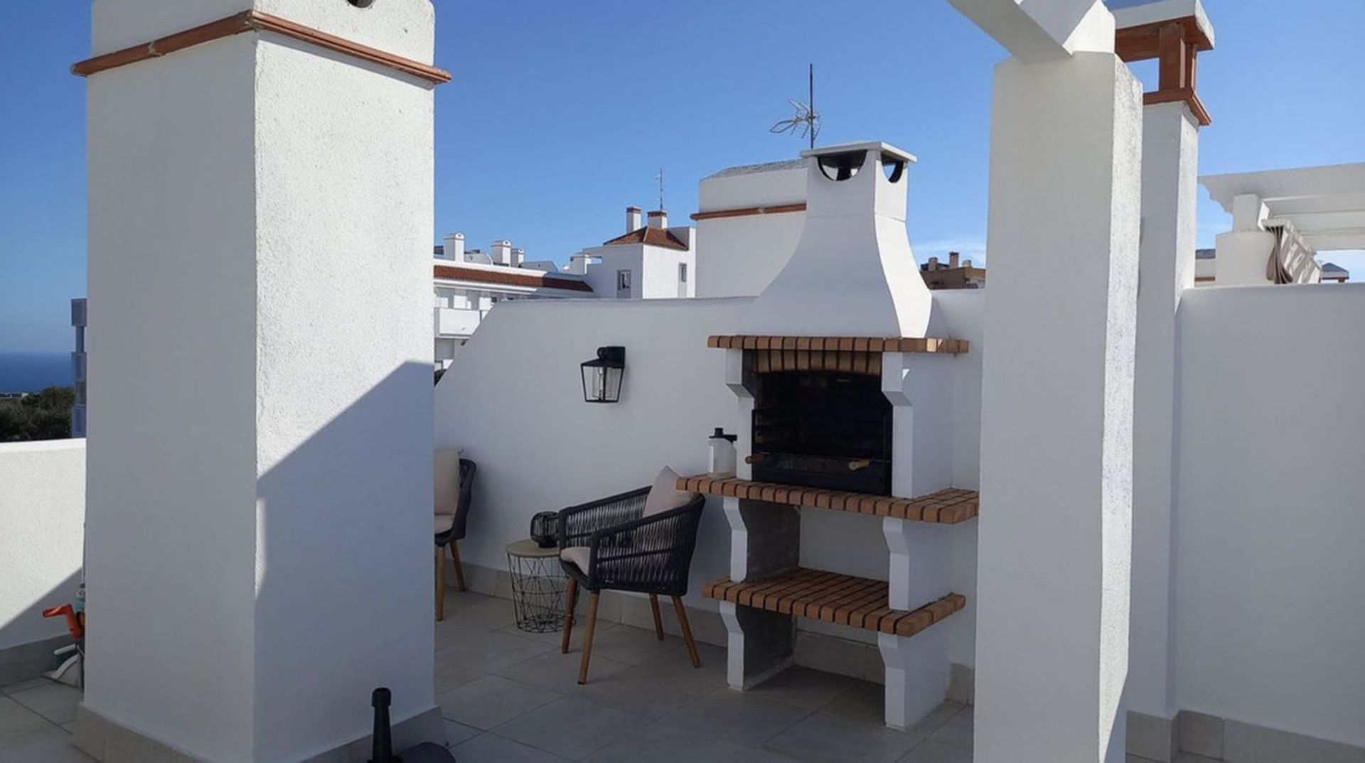 Condominium in Casares, Andalusia 12551154