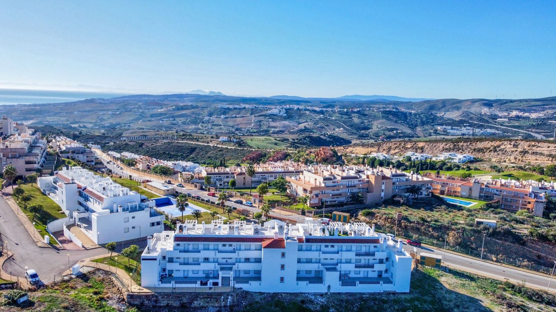 Condominium in Casares, Andalusia 12551154