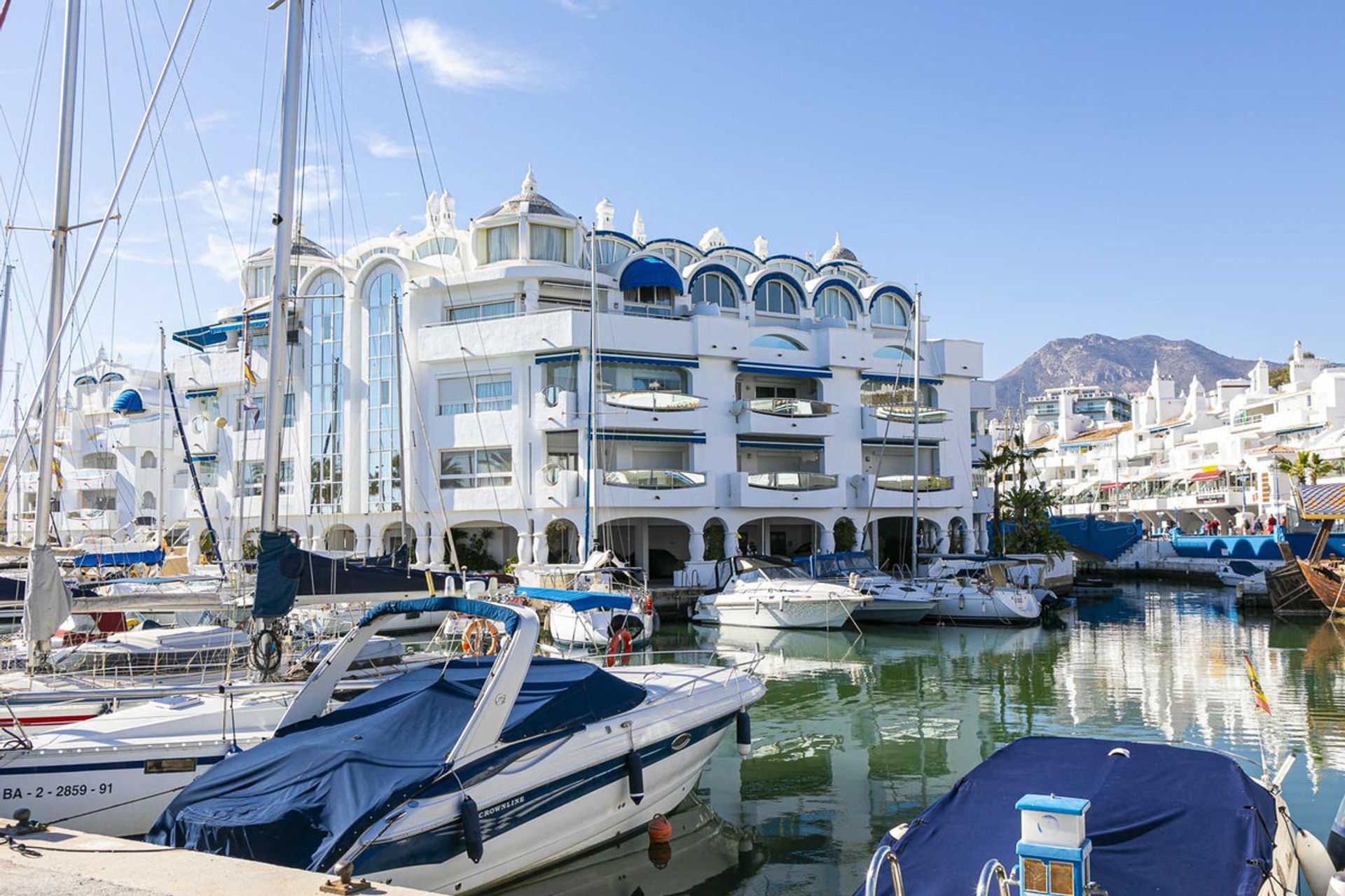 Condominium dans Benalmádena, Andalusia 12551552