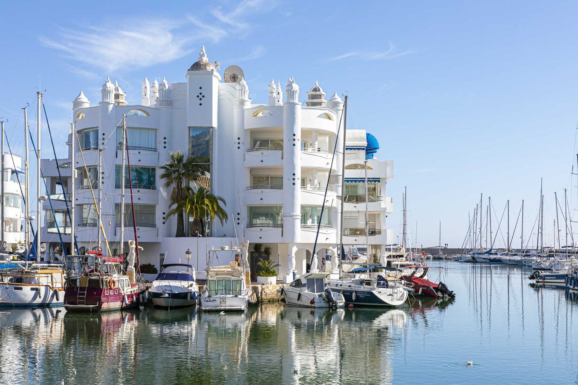 Condominium dans Benalmádena, Andalusia 12551552