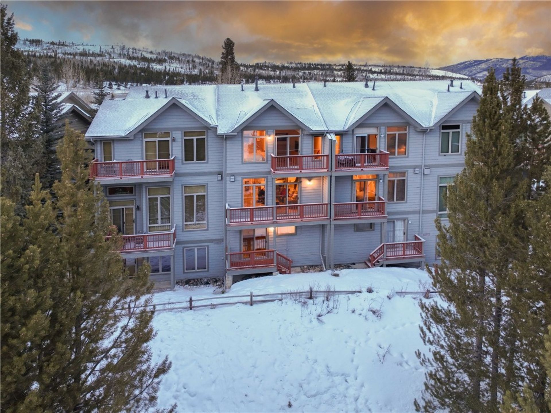 rumah dalam Frisco, Colorado 12551845