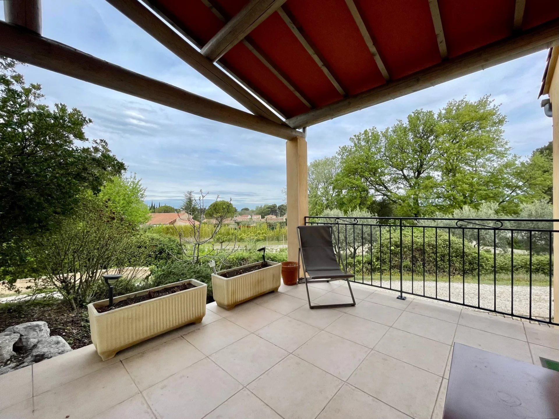 Hus i Saint-Didier, Provence-Alpes-Cote d'Azur 12552440