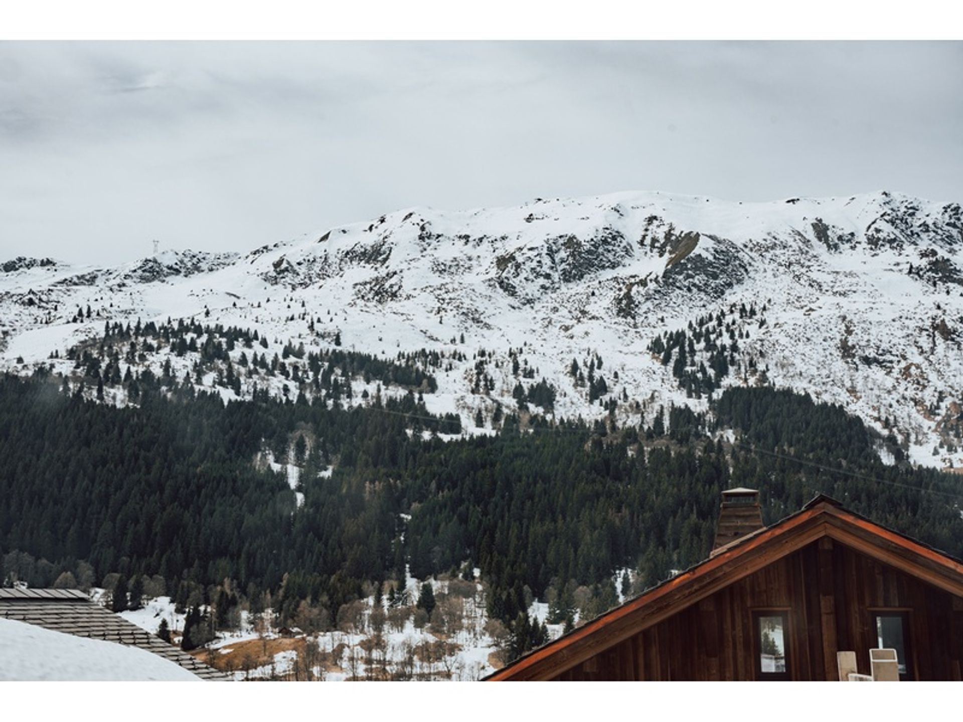 Kondominium w Les Allues, Auvergne-Rhône-Alpes 12552517