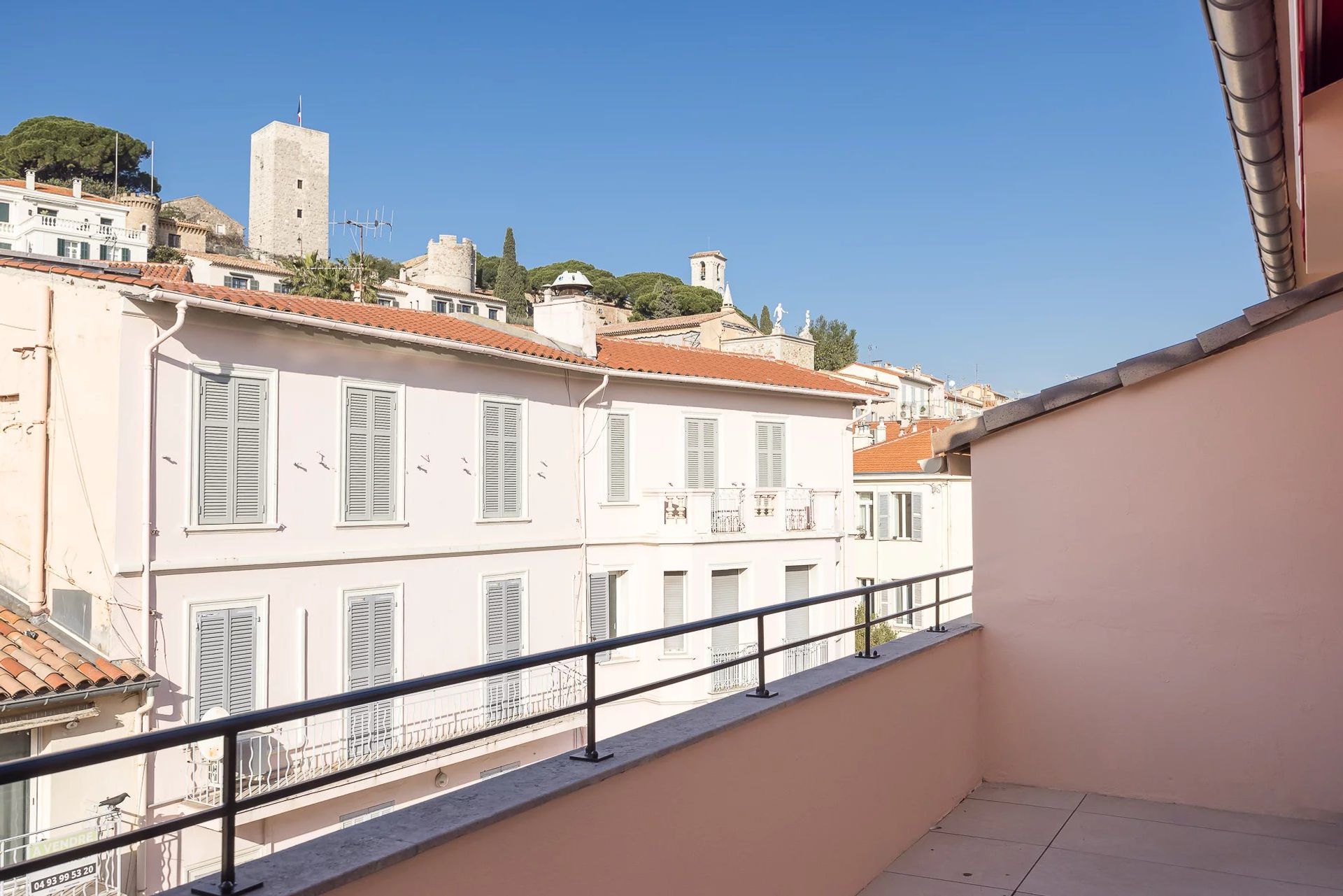 Condominium in Cannes, Provence-Alpes-Côte d'Azur 12553531