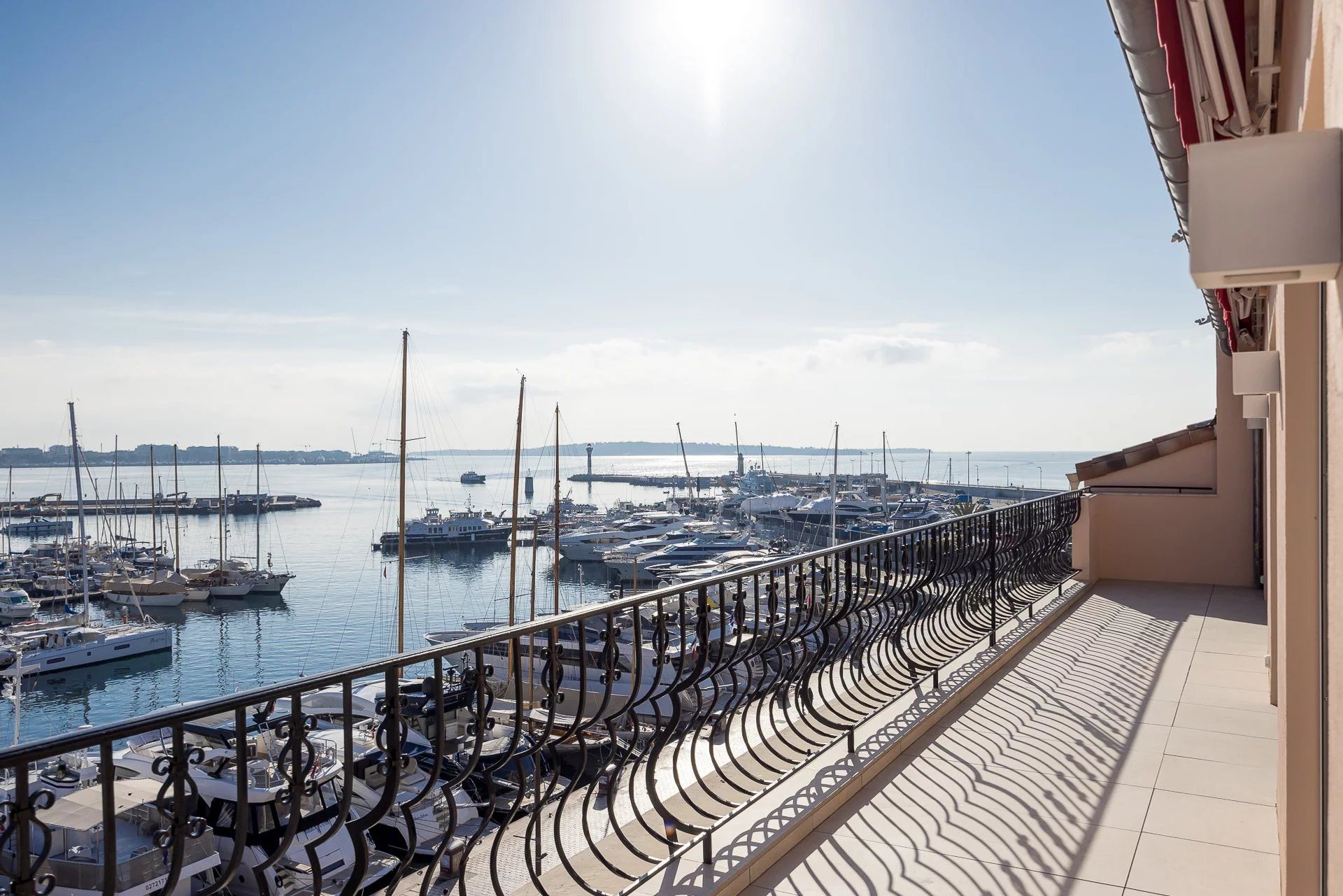 Condominio nel Cannes, Provence-Alpes-Côte d'Azur 12553532