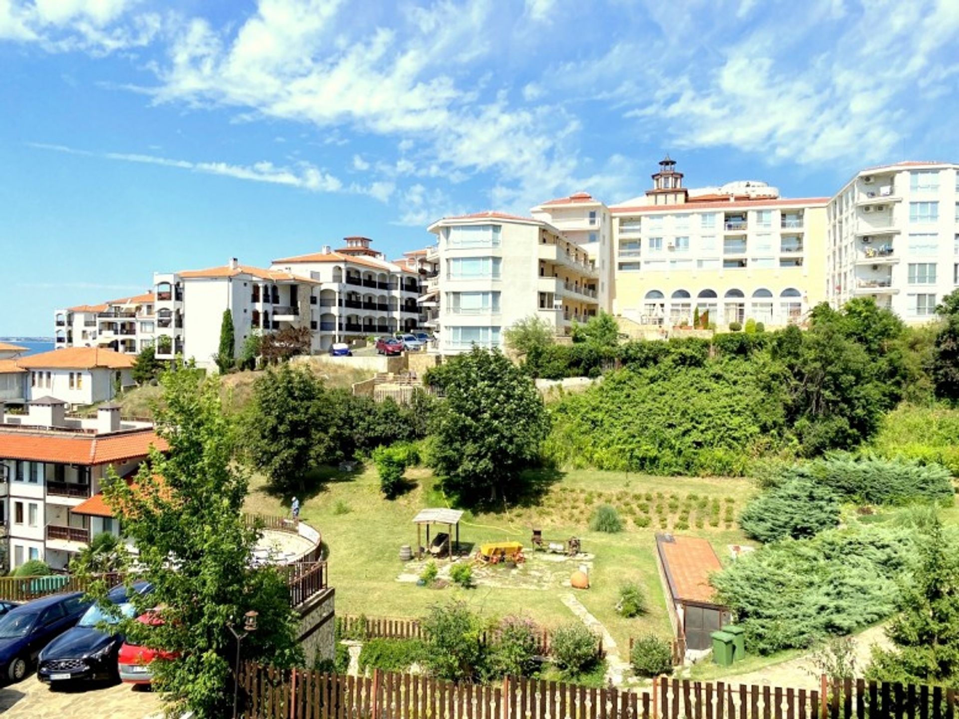 सम्मिलित में Sveti Vlas, Burgas 12553909