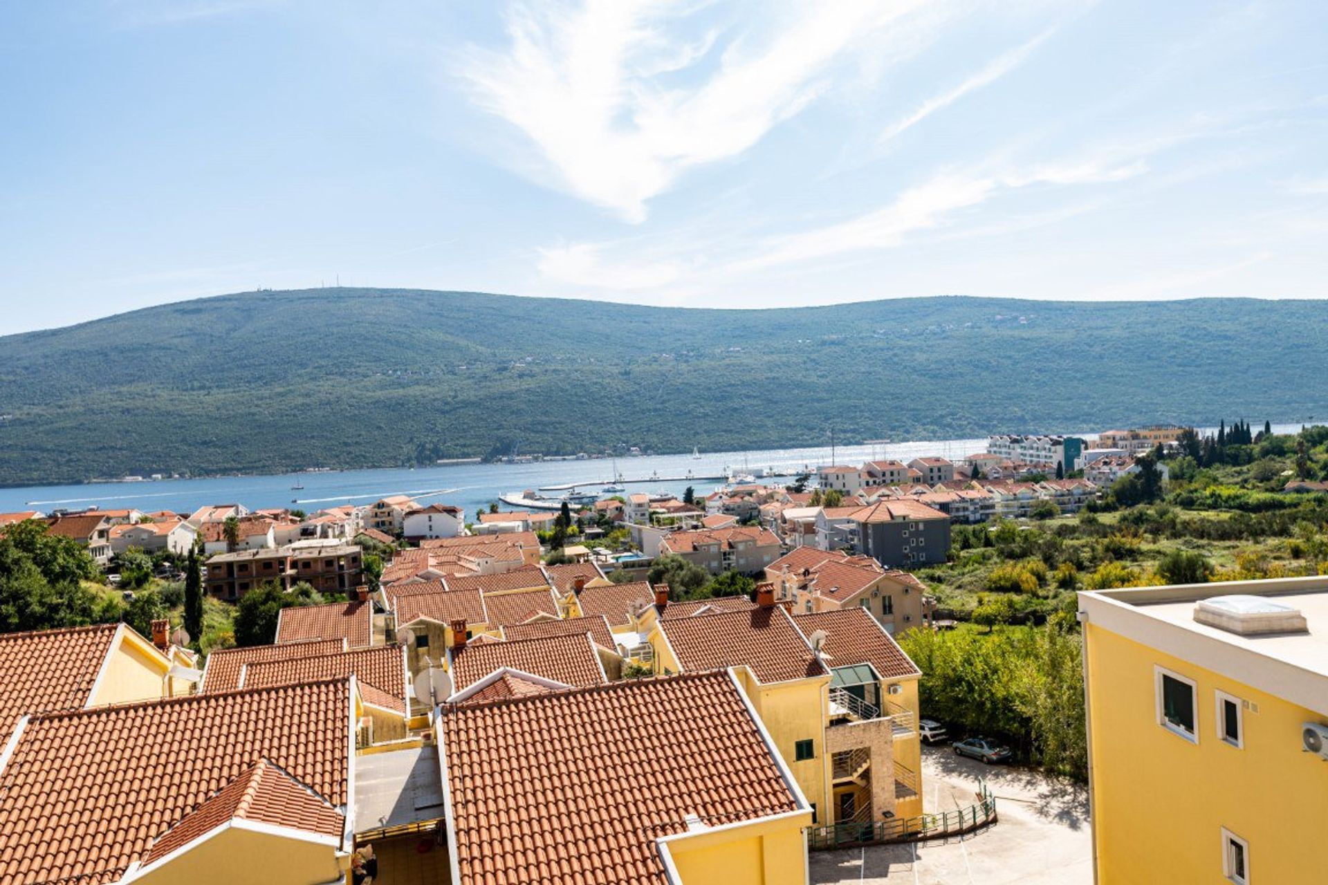 Kondominium di Herceg Novi, Herceg Novi 12554636