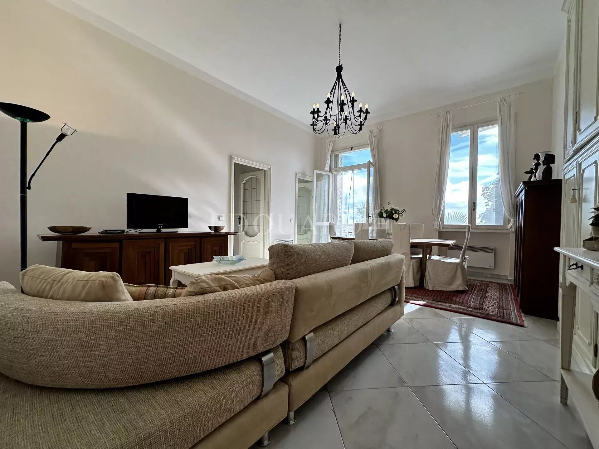 Condominium in Menton, Alpes-Maritimes 12554810