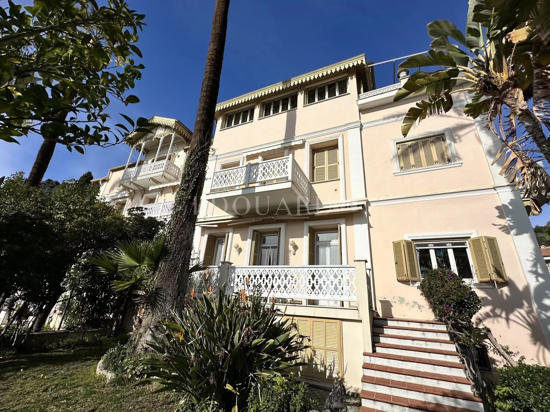 Condominium in Menton, Alpes-Maritimes 12554810