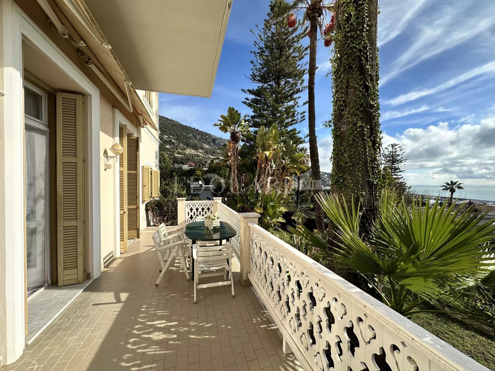 Condominium in Menton, Alpes-Maritimes 12554810