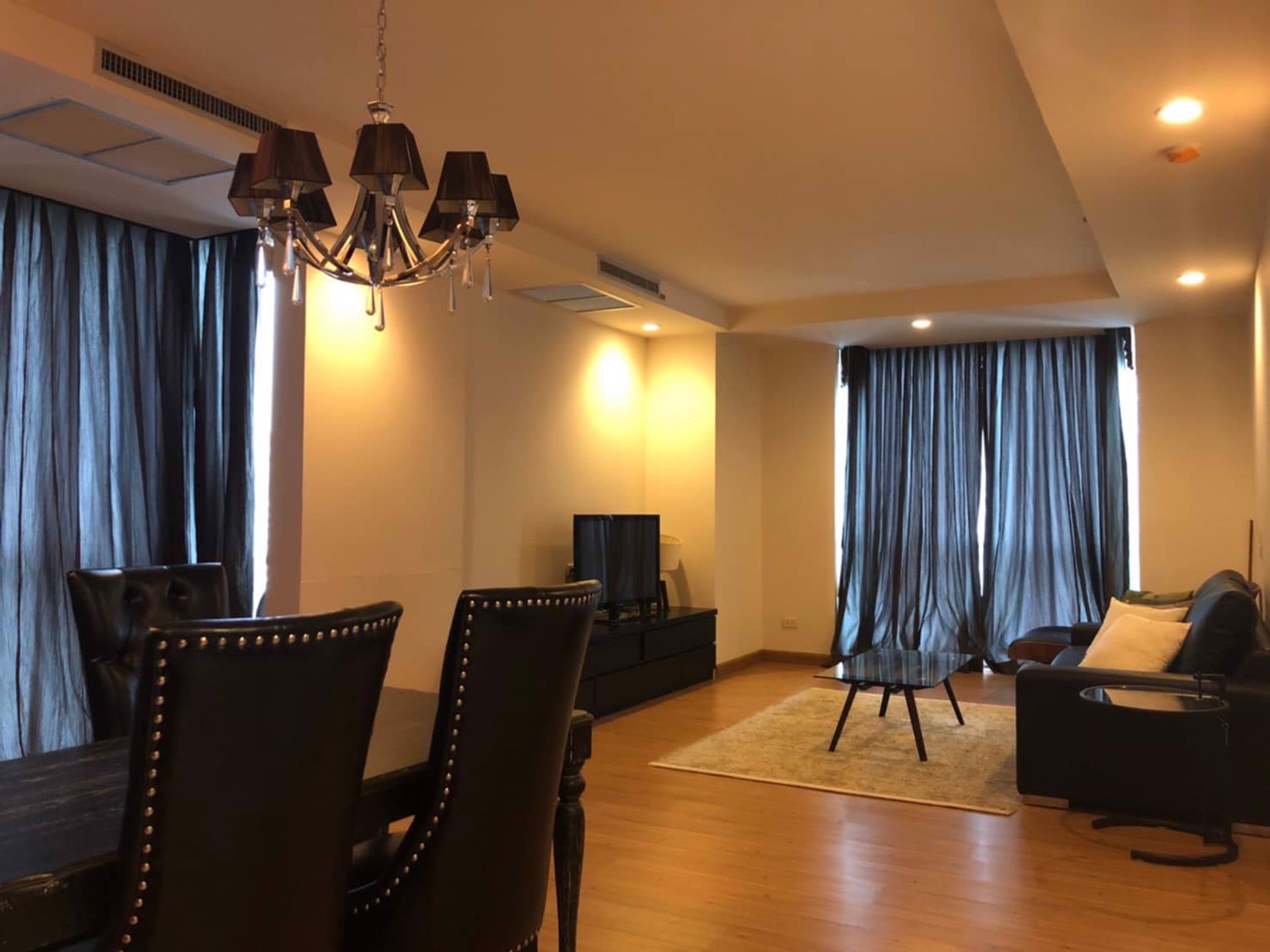 Condominium dans Pathum Wan, Krung Thep Maha Nakhon 12555233