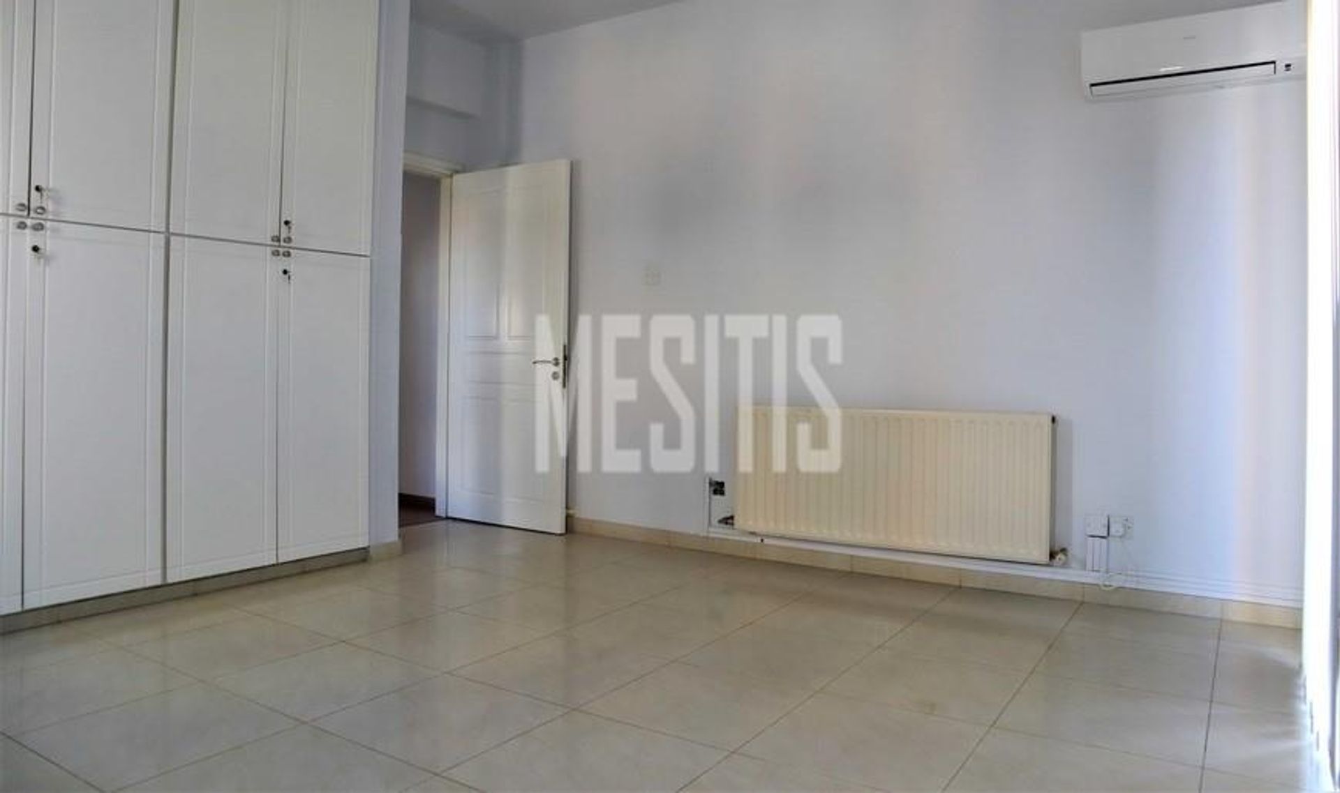 Ufficio nel Nicosia, Lefkosia 12555286