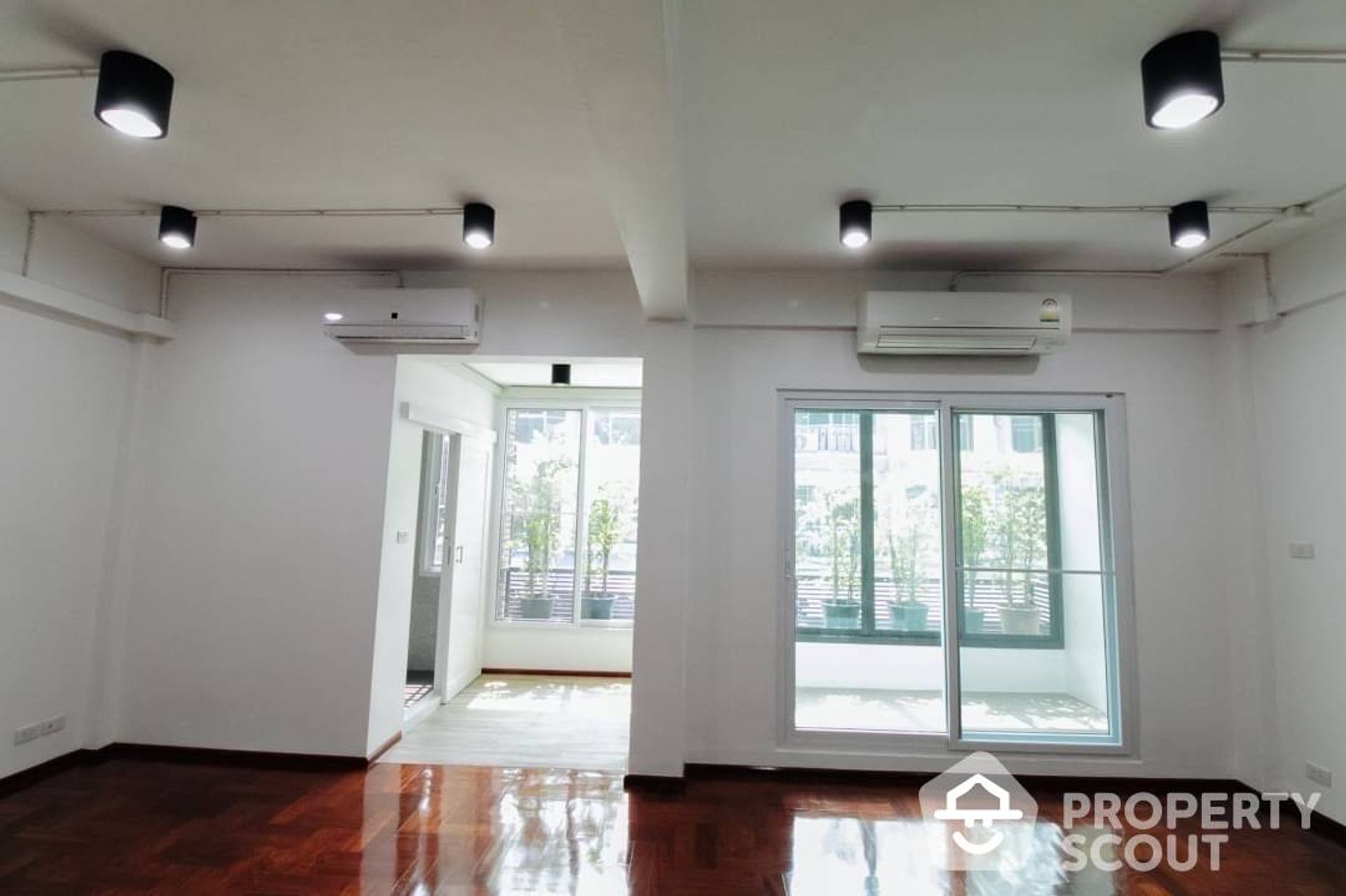 Hus i Phaya Thai, Krung Thep Maha Nakhon 12555632