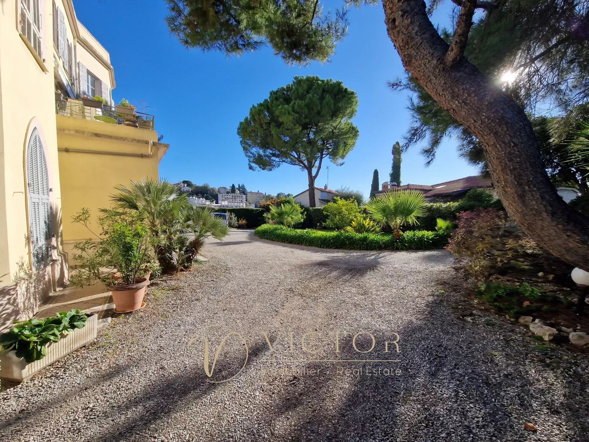 Residential in Nice, Alpes-Maritimes 12555807