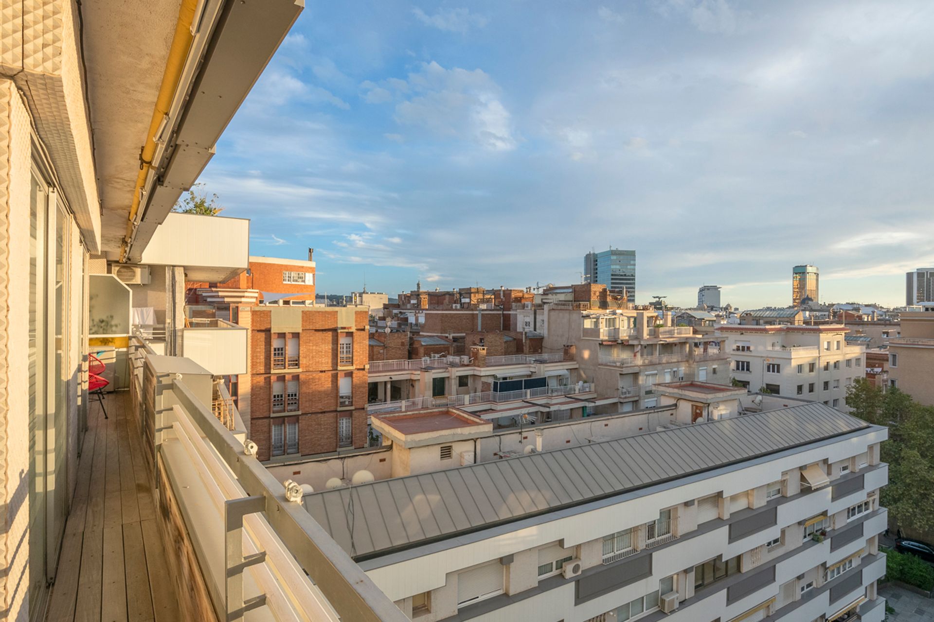 Condominio nel Barcelona, Carrer de Muntaner 12555929