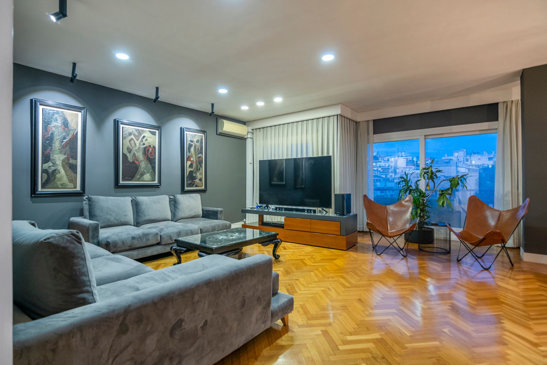 Condominio nel Barcelona, Carrer de Muntaner 12555929