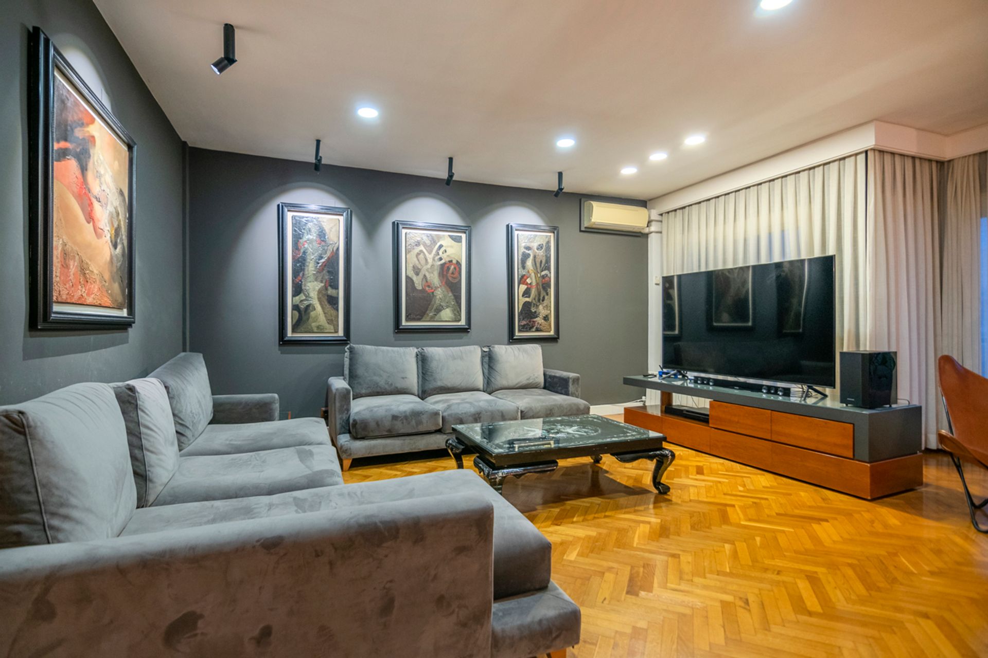 Condominio nel Barcelona, Carrer de Muntaner 12555929