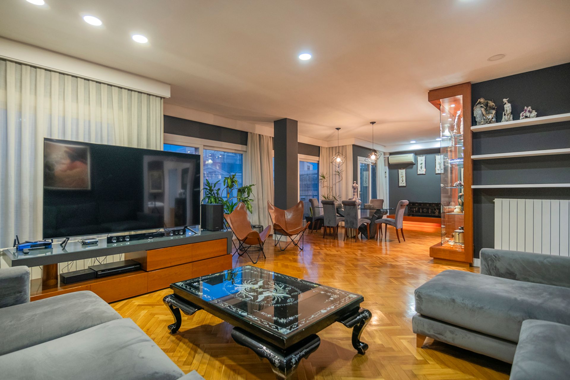 Condominio nel Barcelona, Carrer de Muntaner 12555929