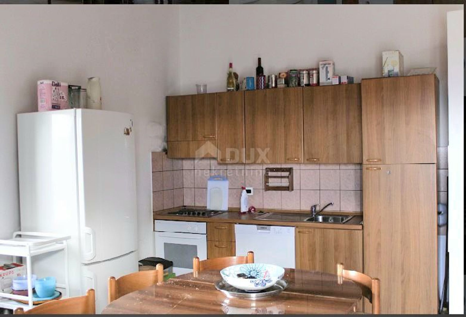 Condominio en Malinská, Primorsko-Goranska Županija 12556033