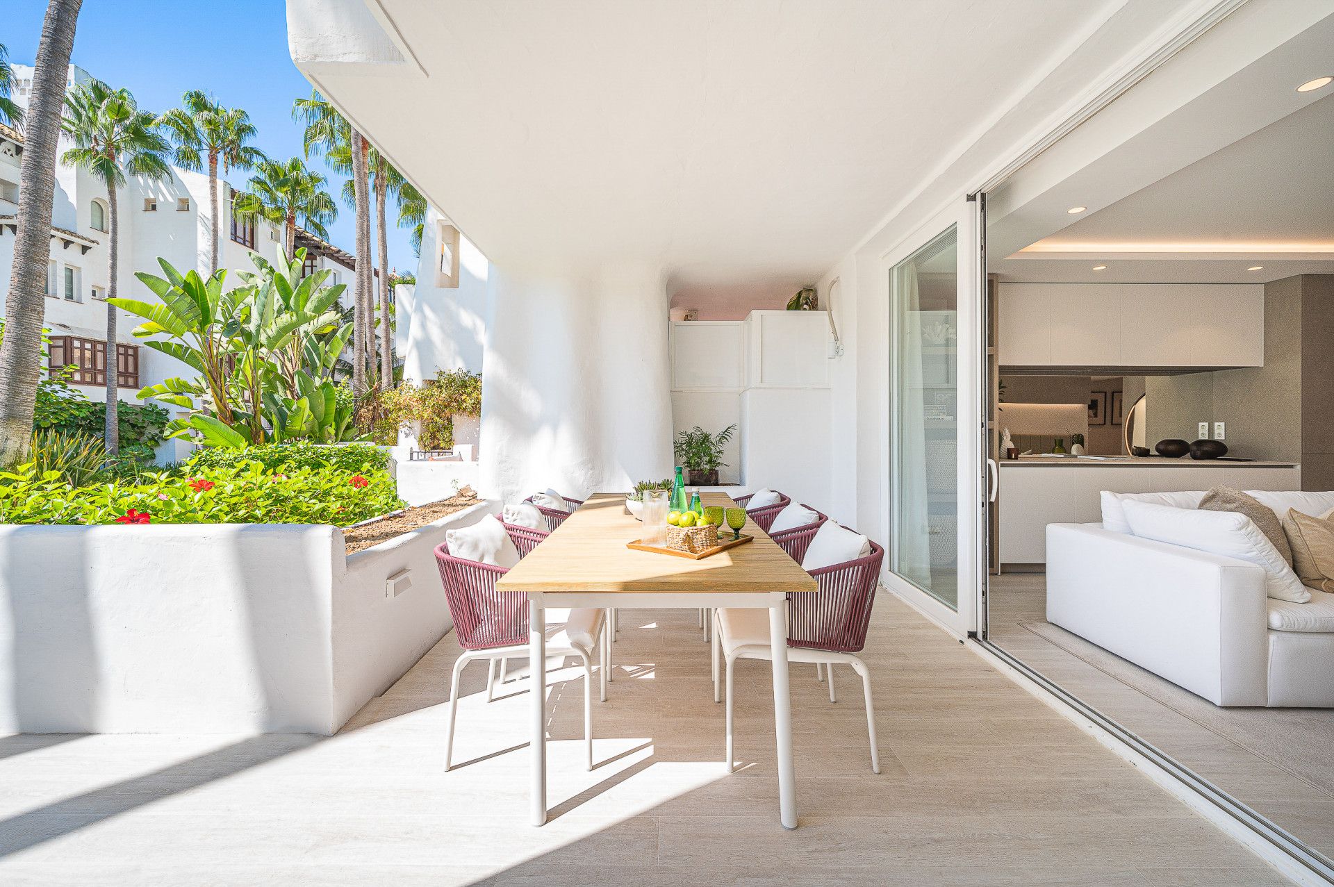 Condominium in Marbella, Andalusië 12556087