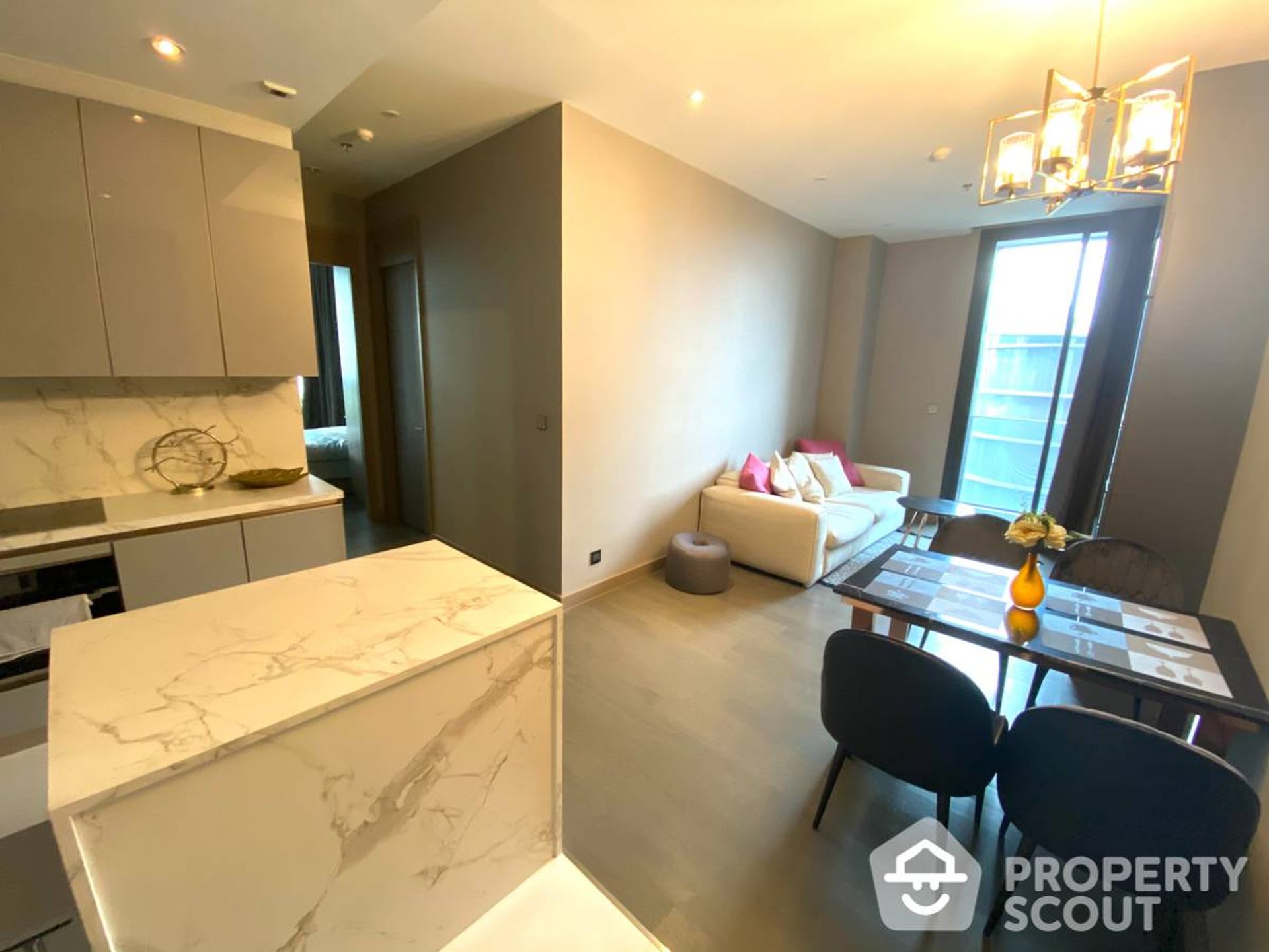 Condominium in Ban Na Song, Krung Thep Maha Nakhon 12556471