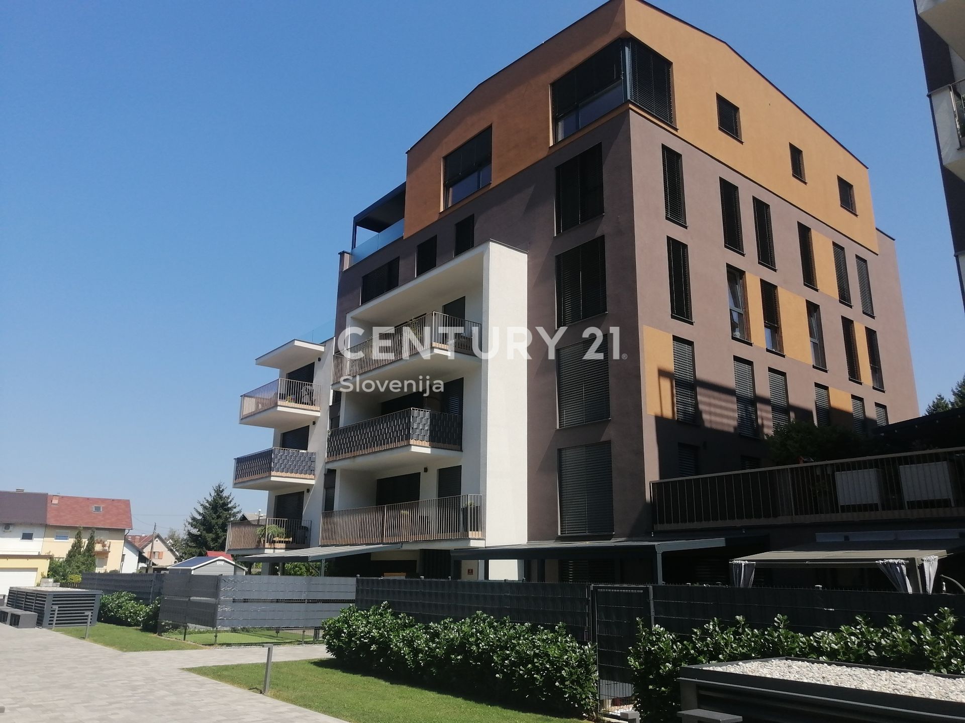 Condominium dans Maribor, Maribor 12557069