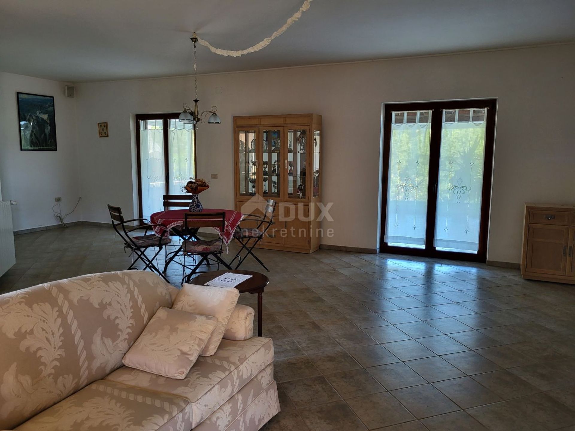 House in Brtonigla, Istria County 12557100