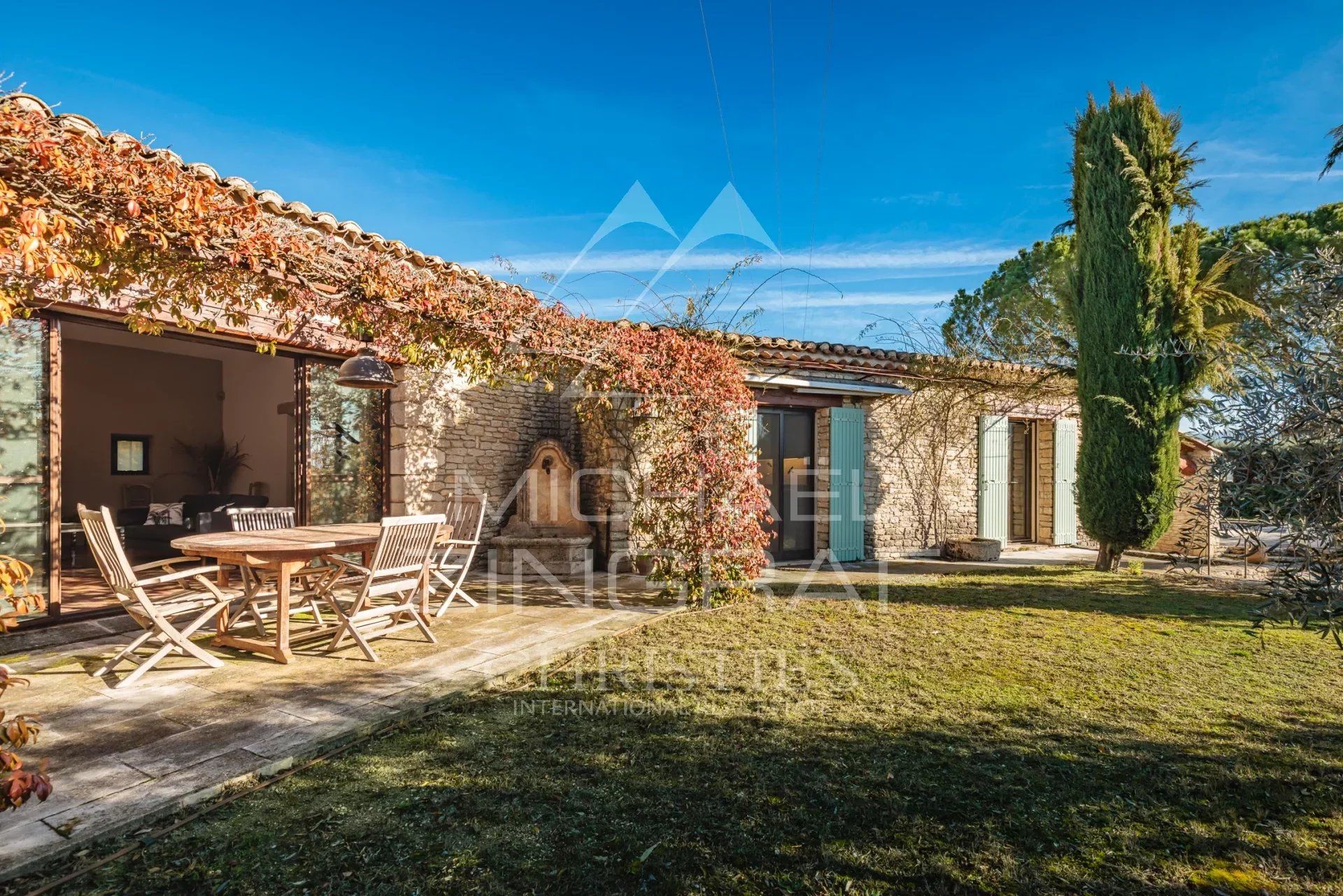 Hus i Gordes, Provence-Alpes-Cote d'Azur 12558432